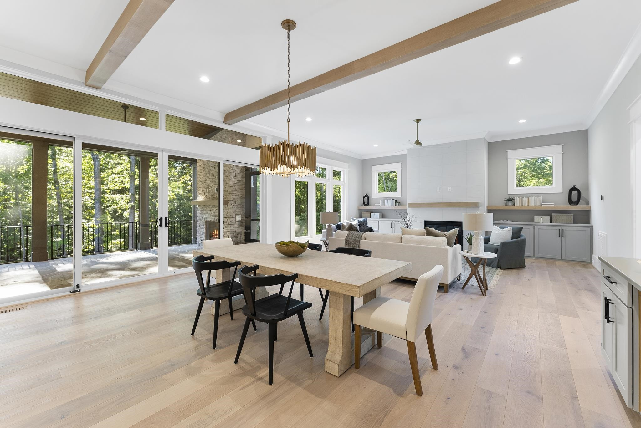 5817 Vintage Oak Lane