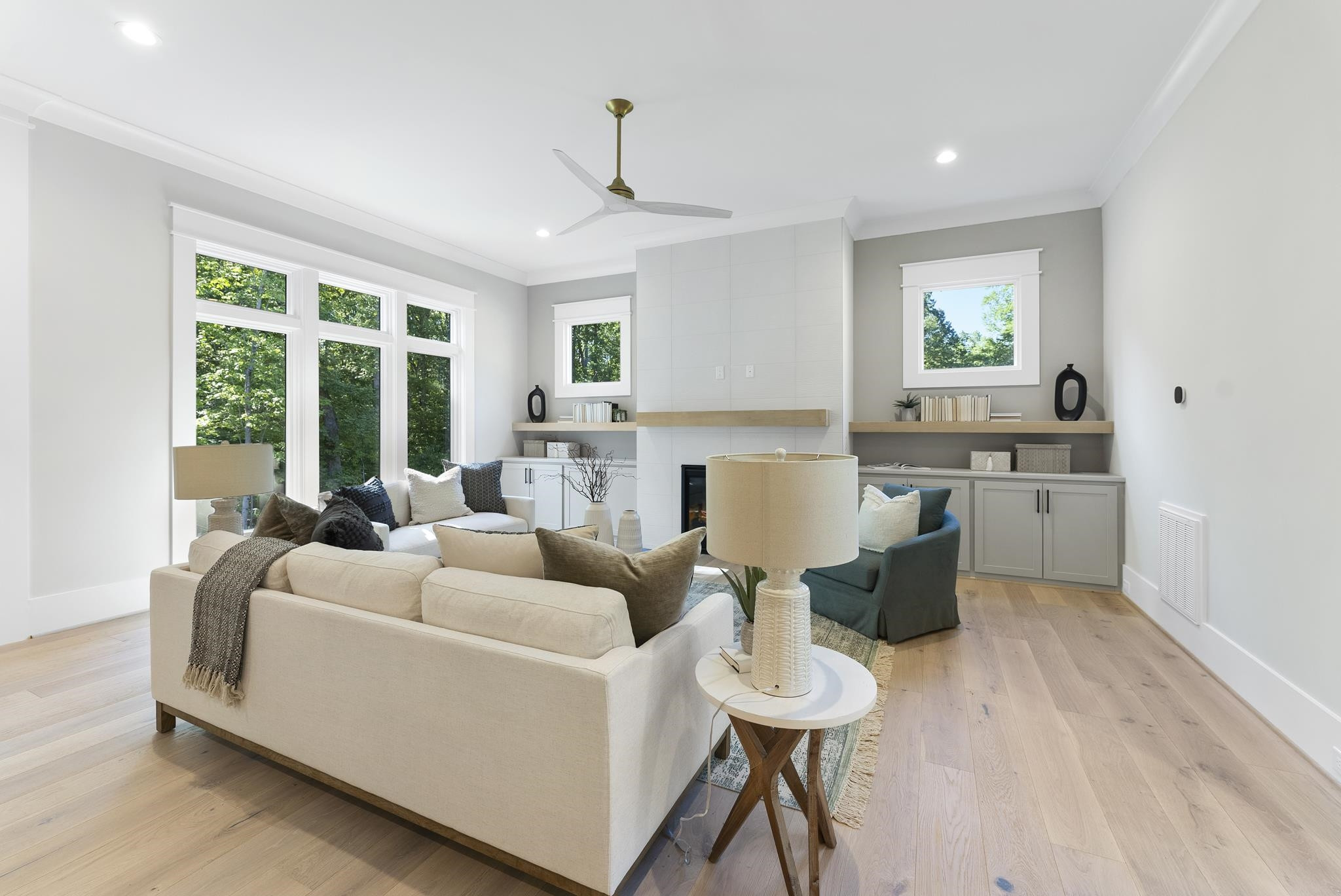 5817 Vintage Oak Lane