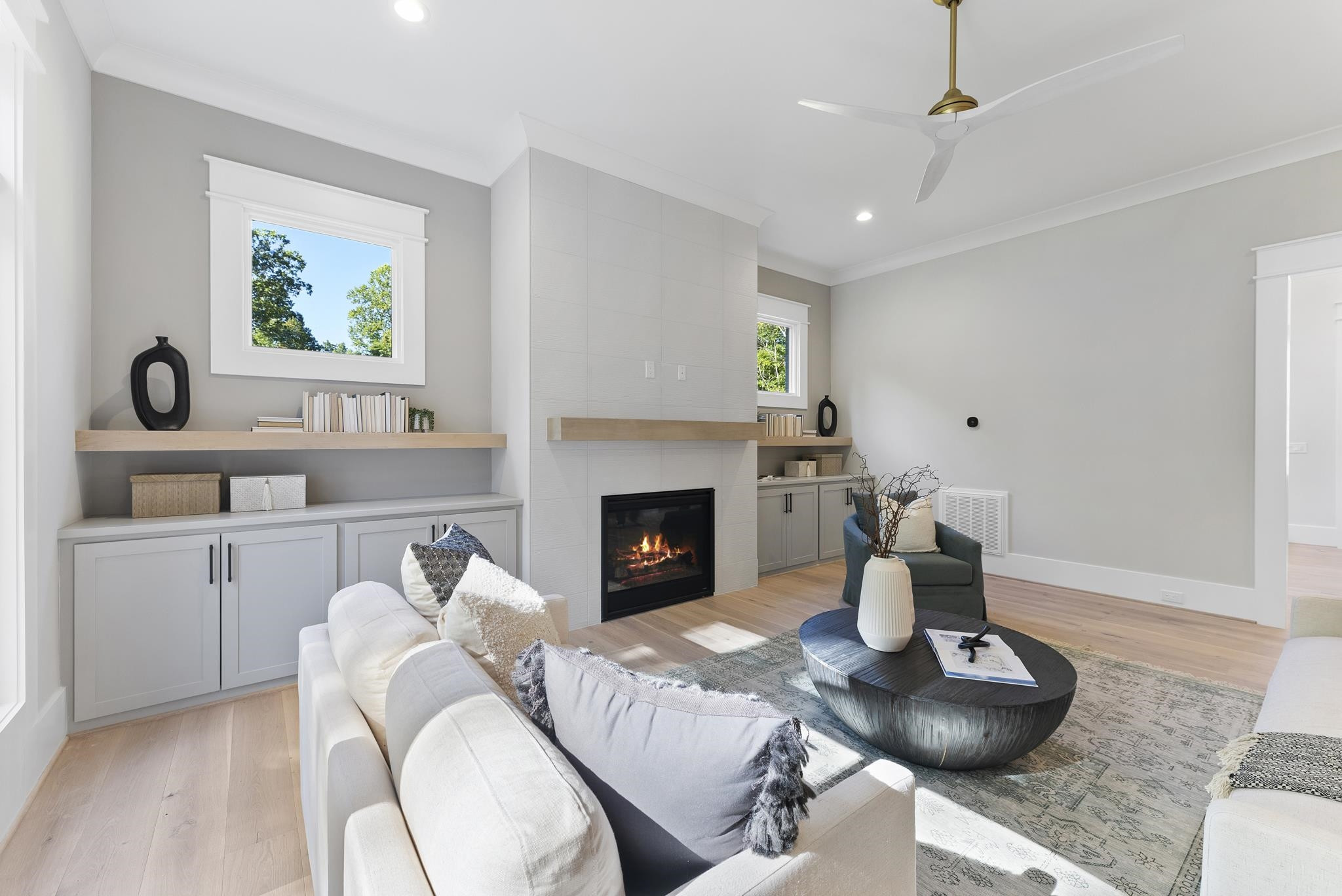 5817 Vintage Oak Lane