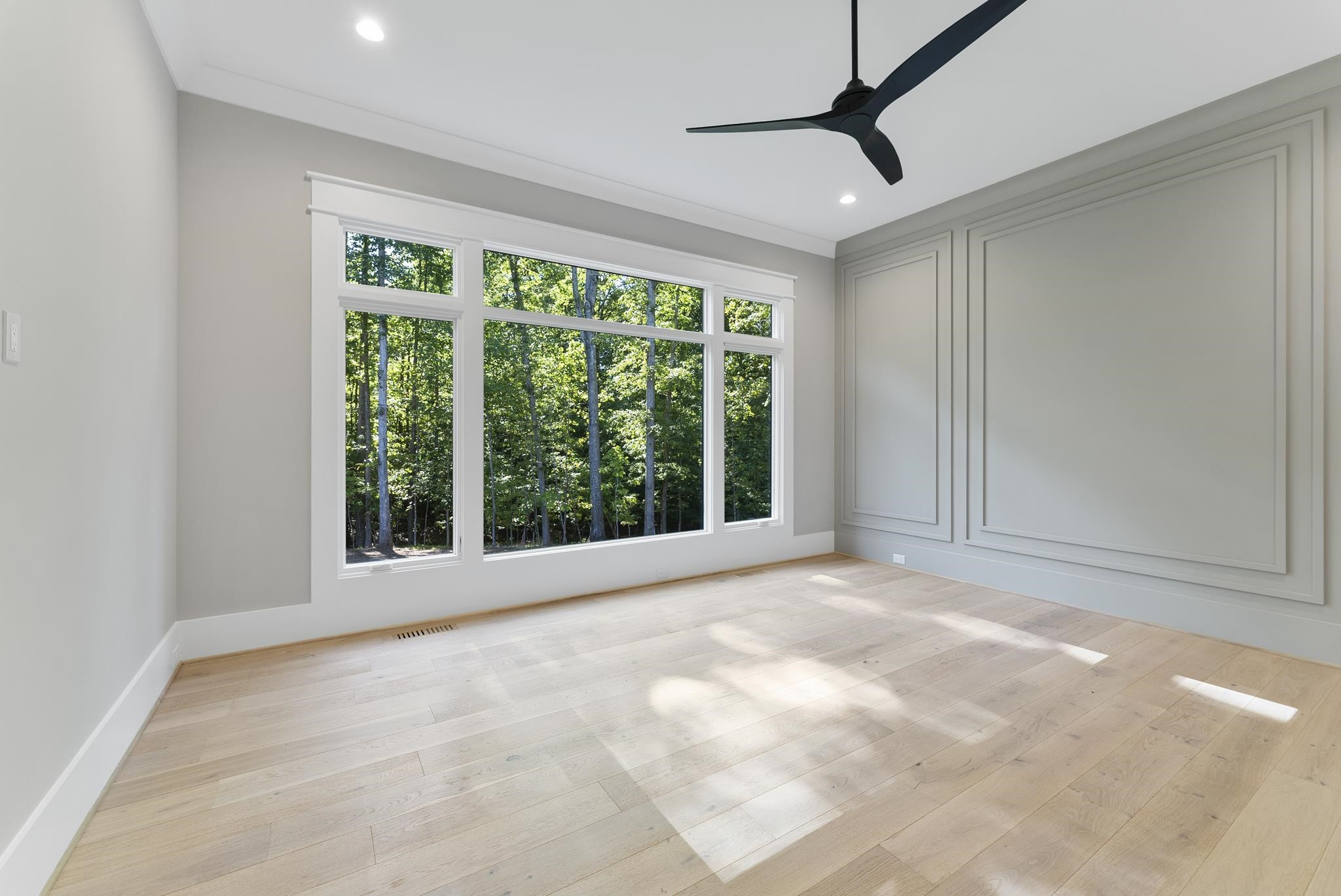 5817 Vintage Oak Lane
