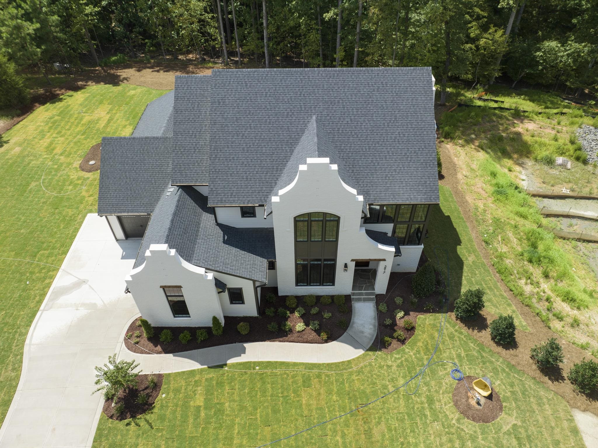 5817 Vintage Oak Lane