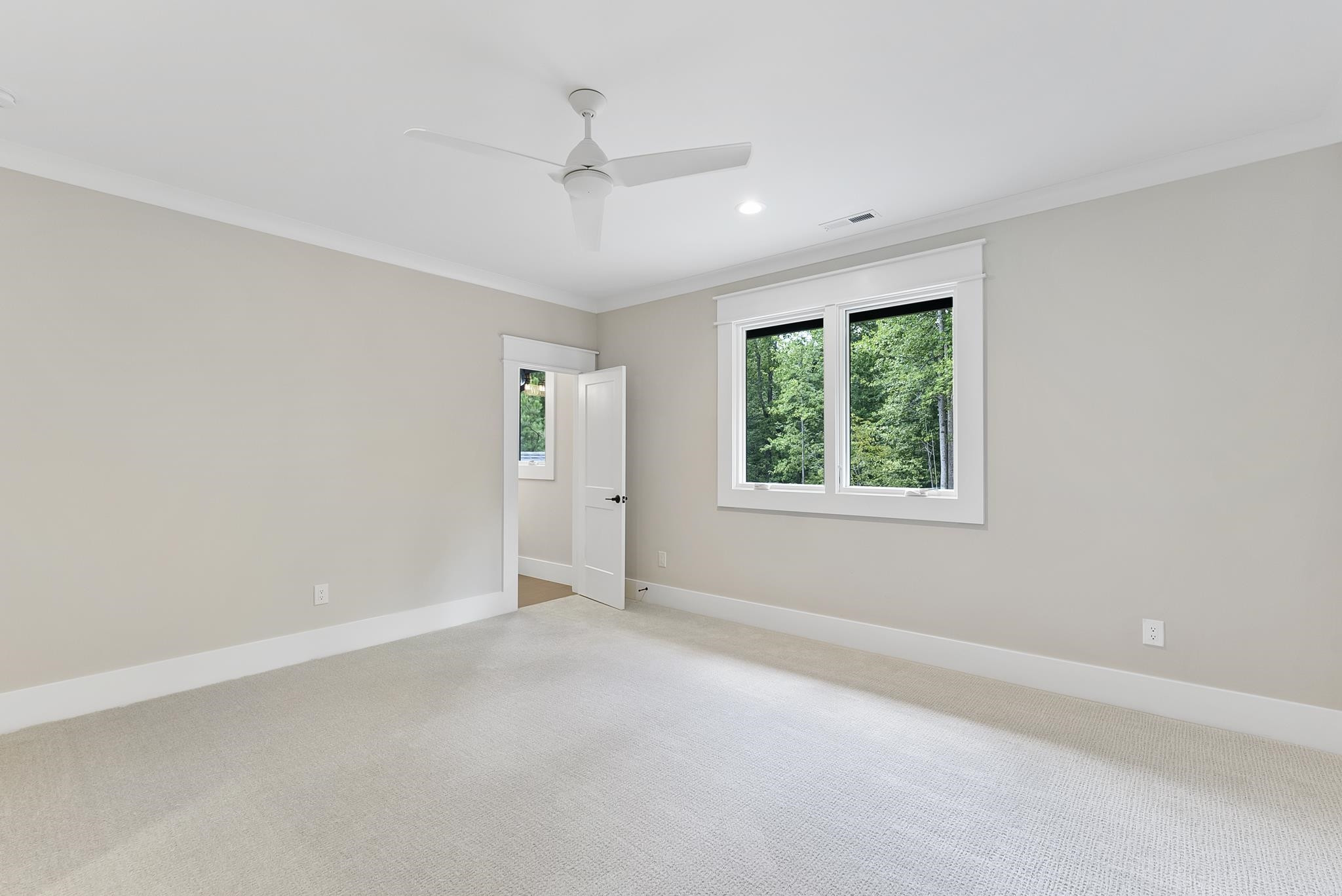 5817 Vintage Oak Lane