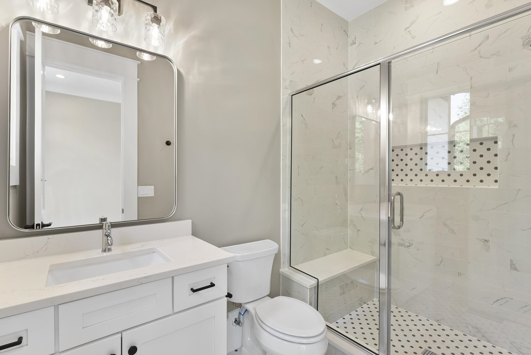 5817 Vintage Oak Lane