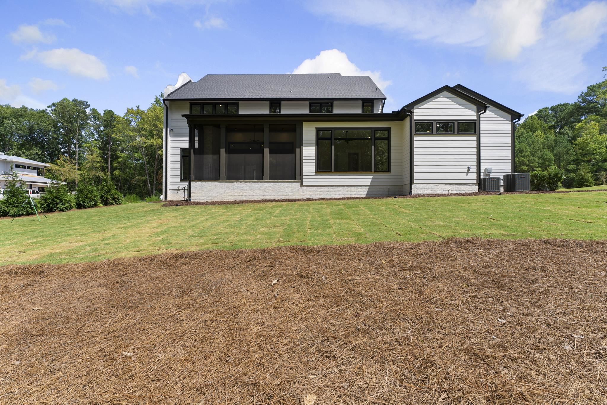 5817 Vintage Oak Lane