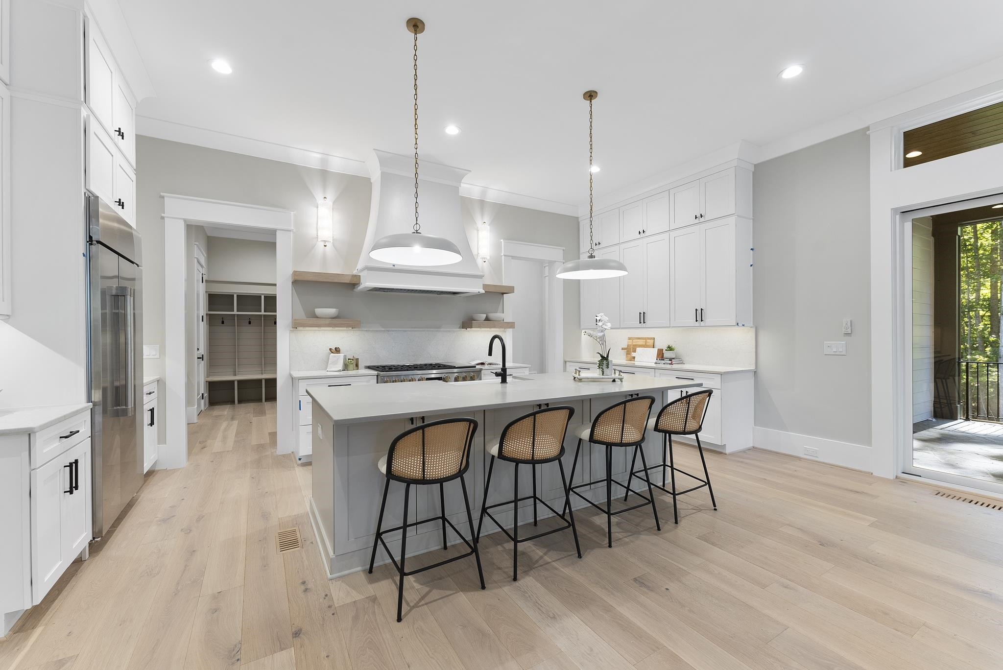 5817 Vintage Oak Lane