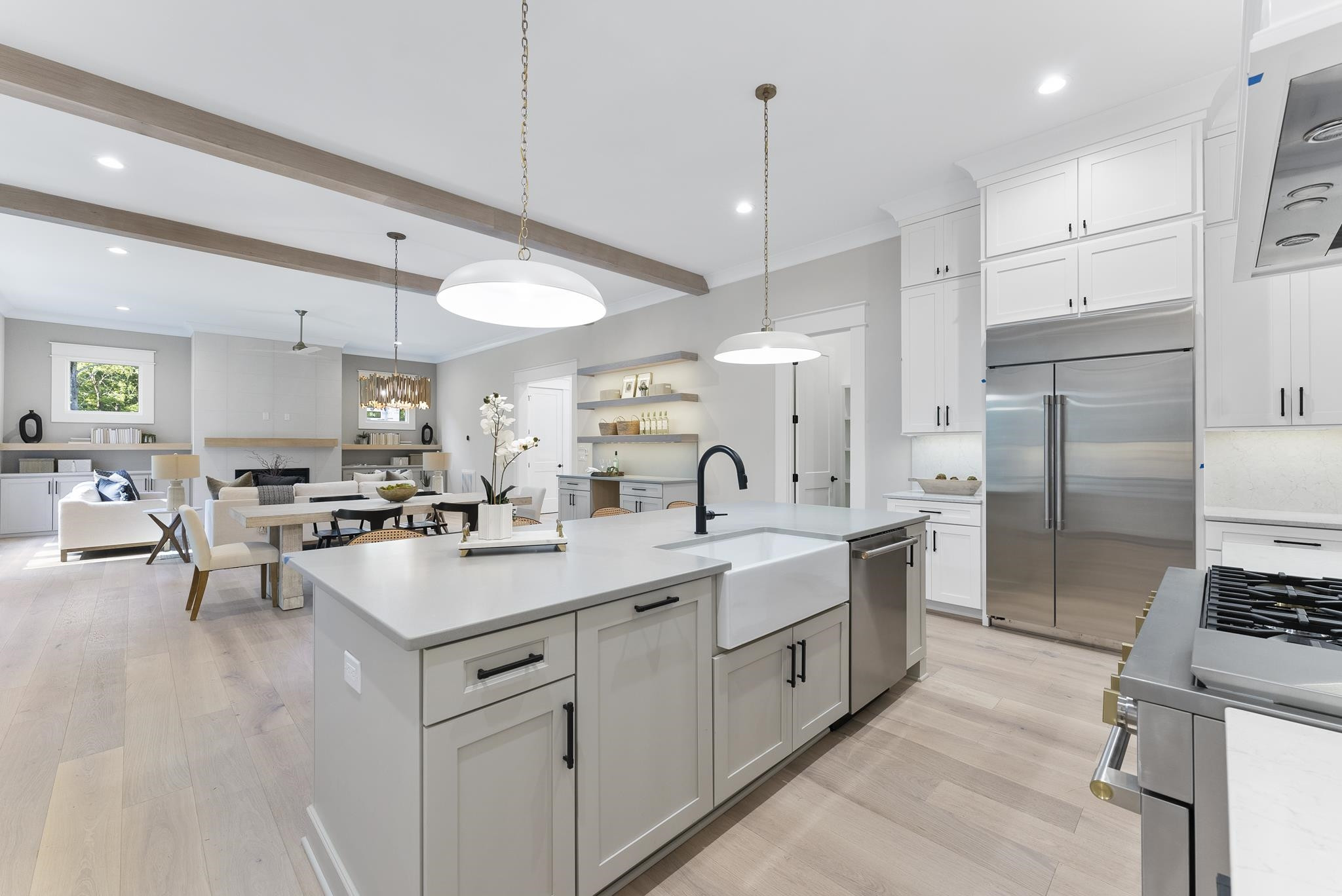 5817 Vintage Oak Lane