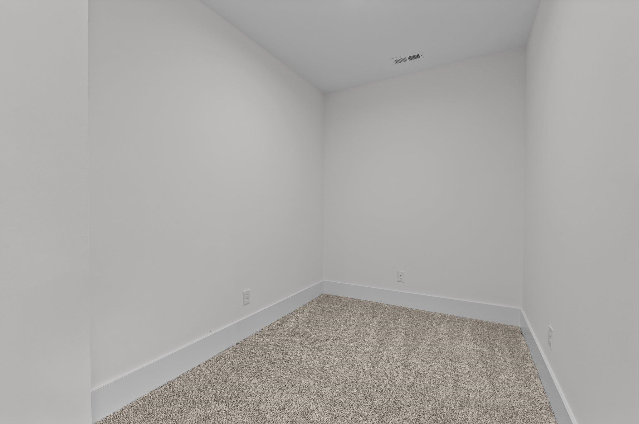 6633 Prescott Shore Drive