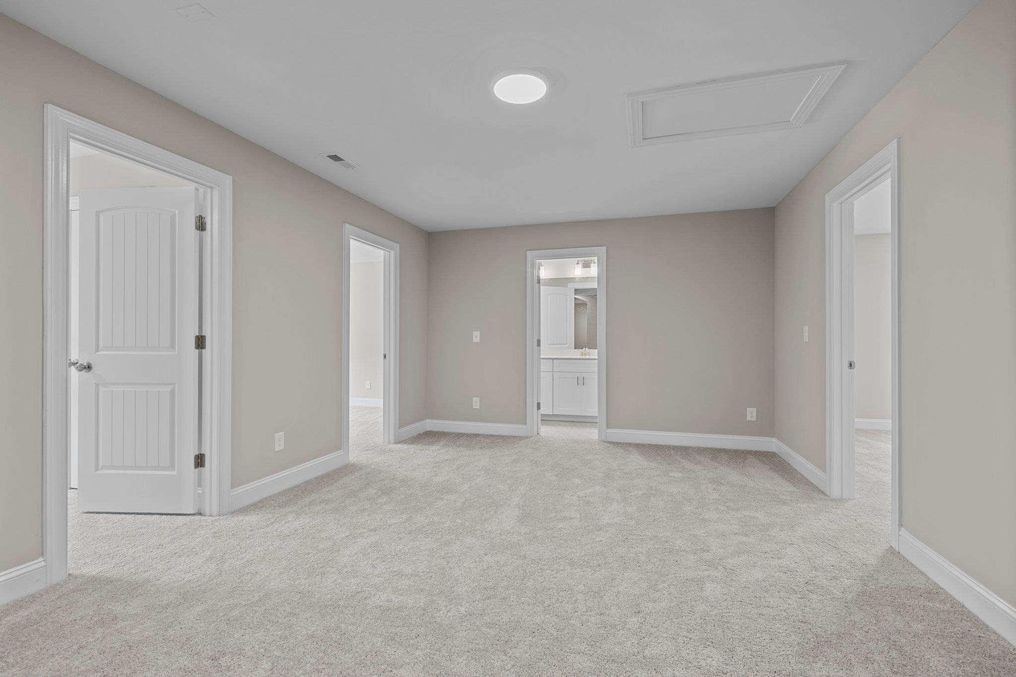 280 Sutherland Drive