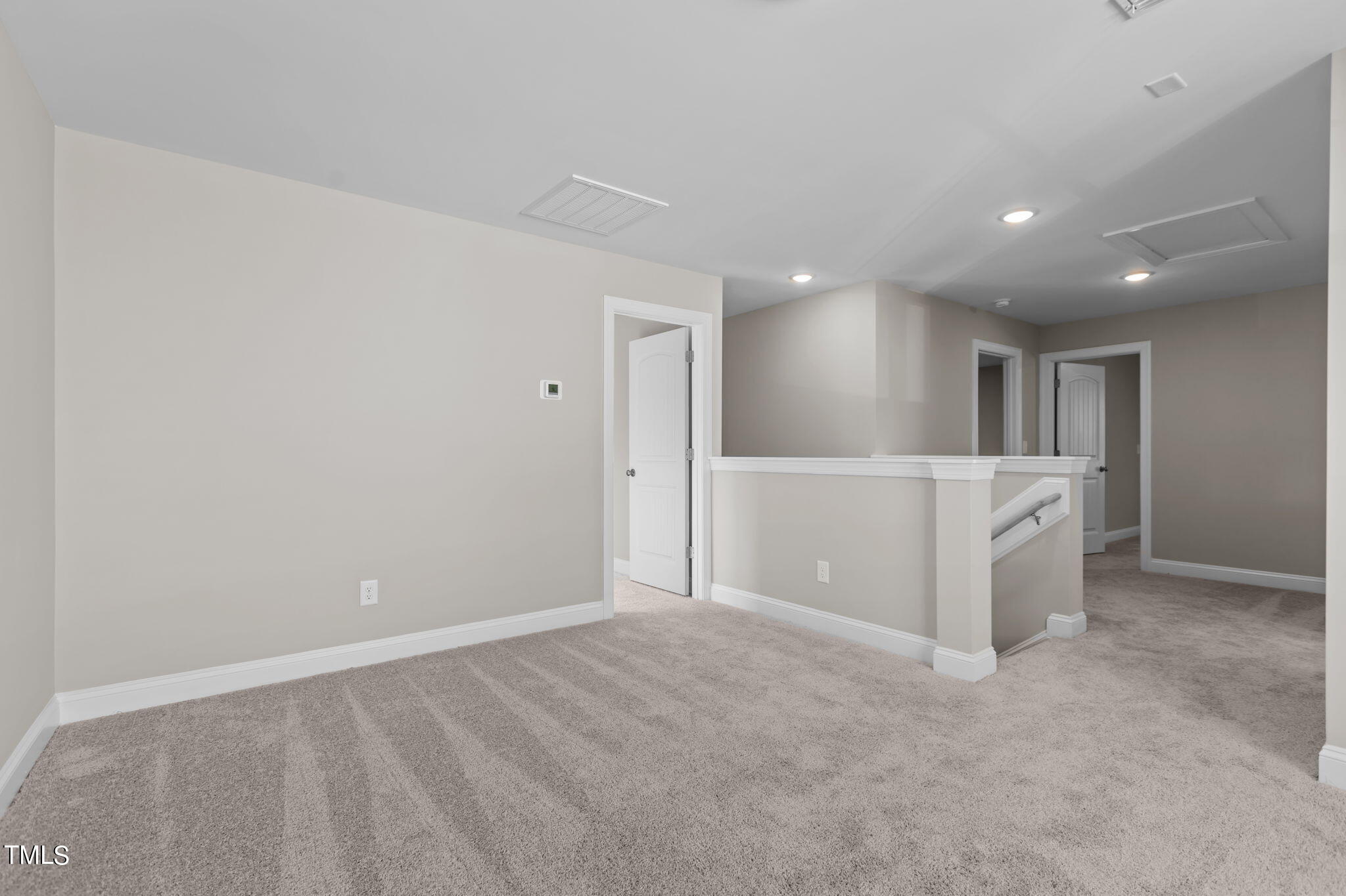 95 Vast View Way