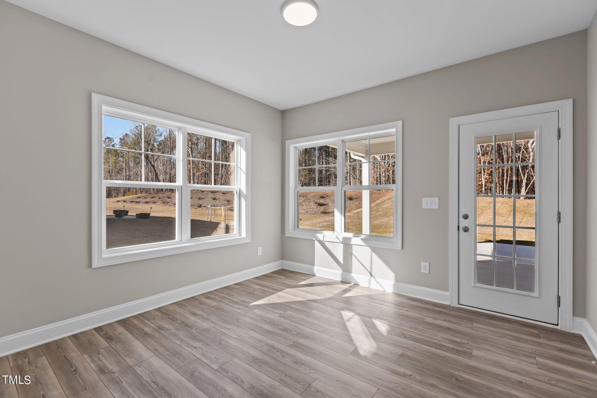 95 Vast View Way