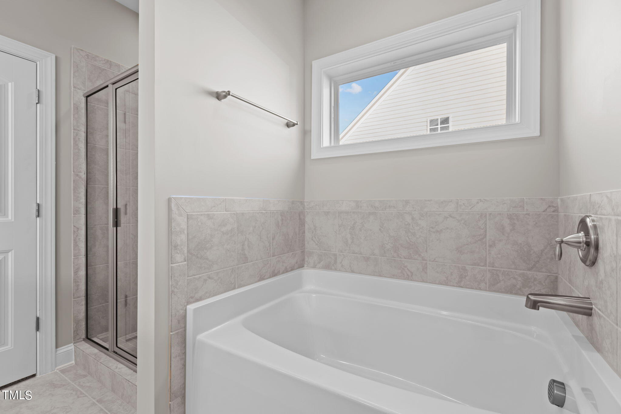 95 Vast View Way