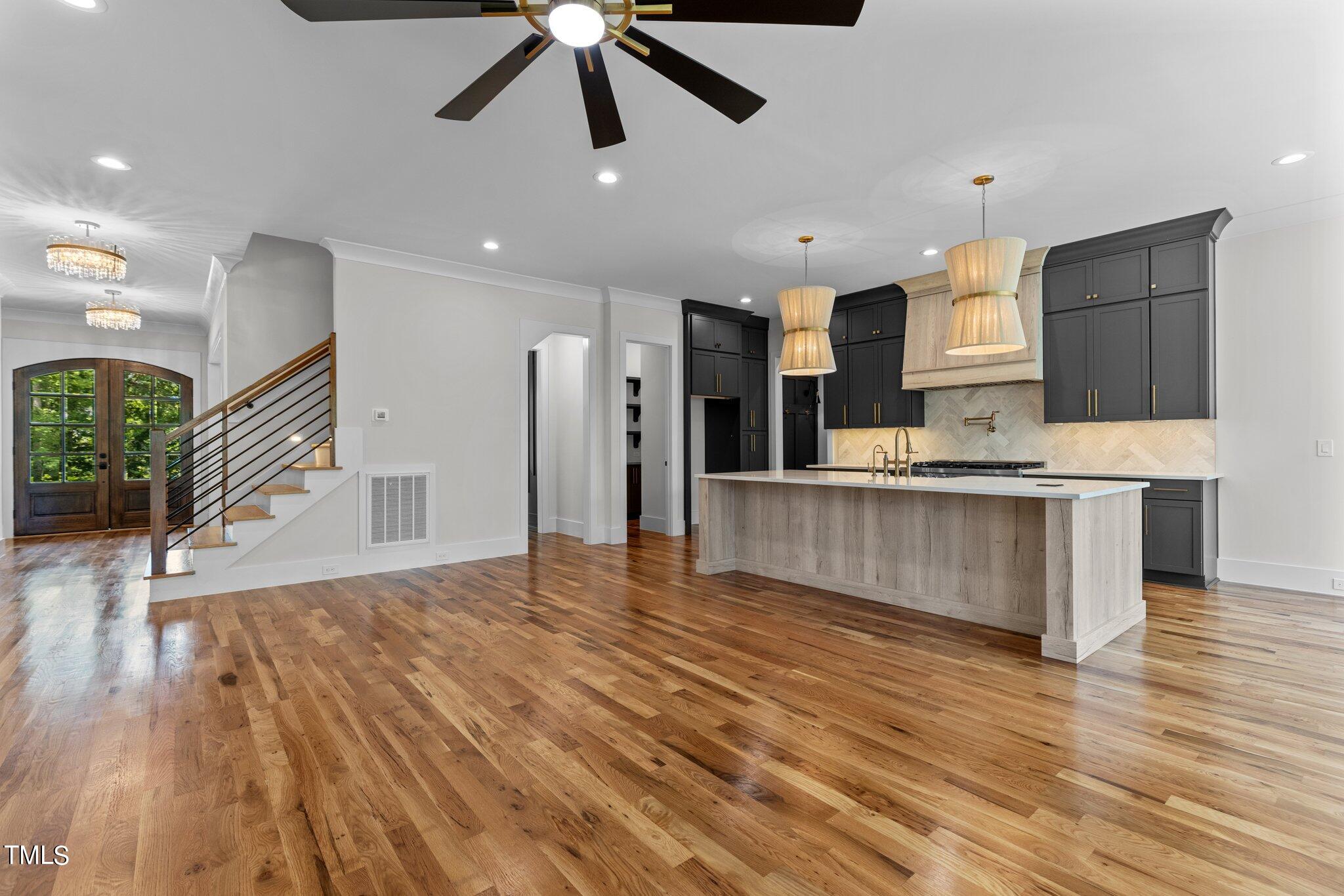 1120 Springdale Drive