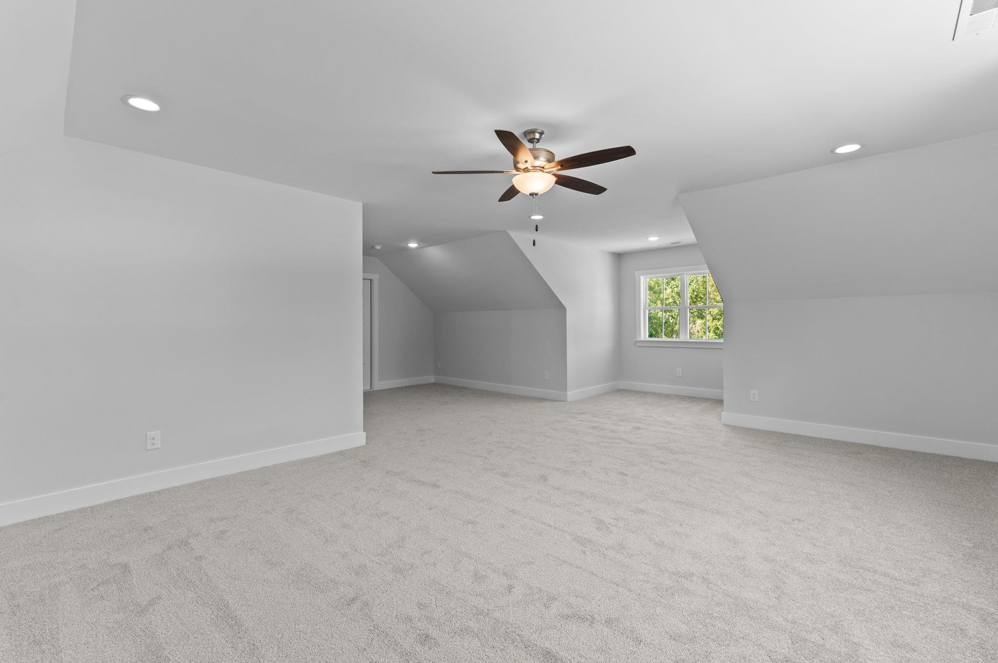55 Satinwing Court