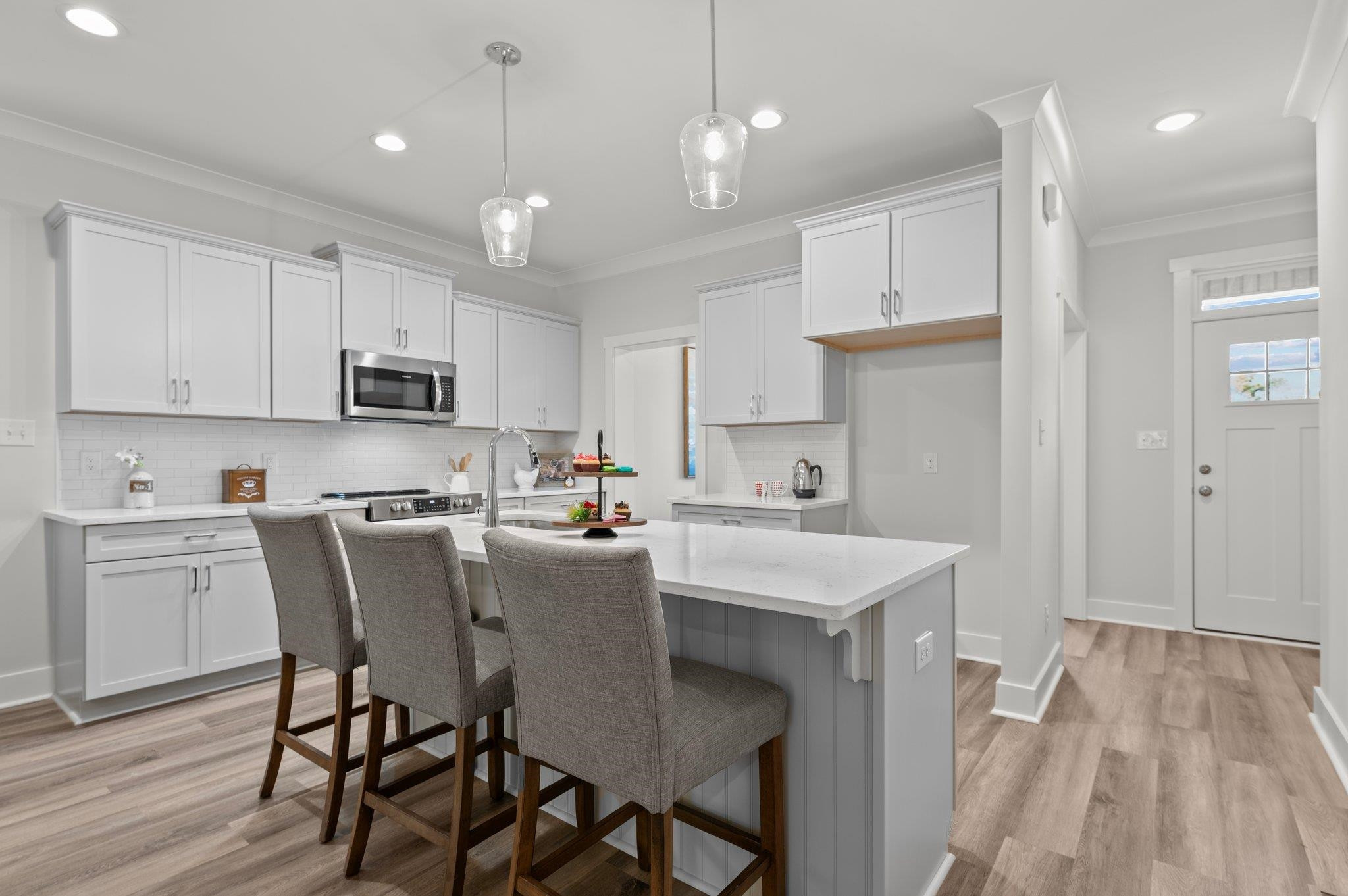 55 Satinwing Court