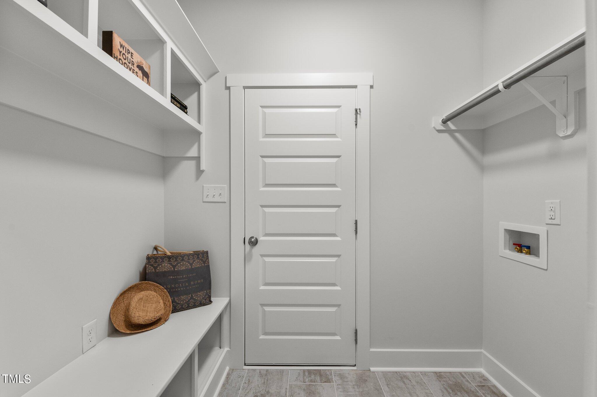 55 Satinwing Court
