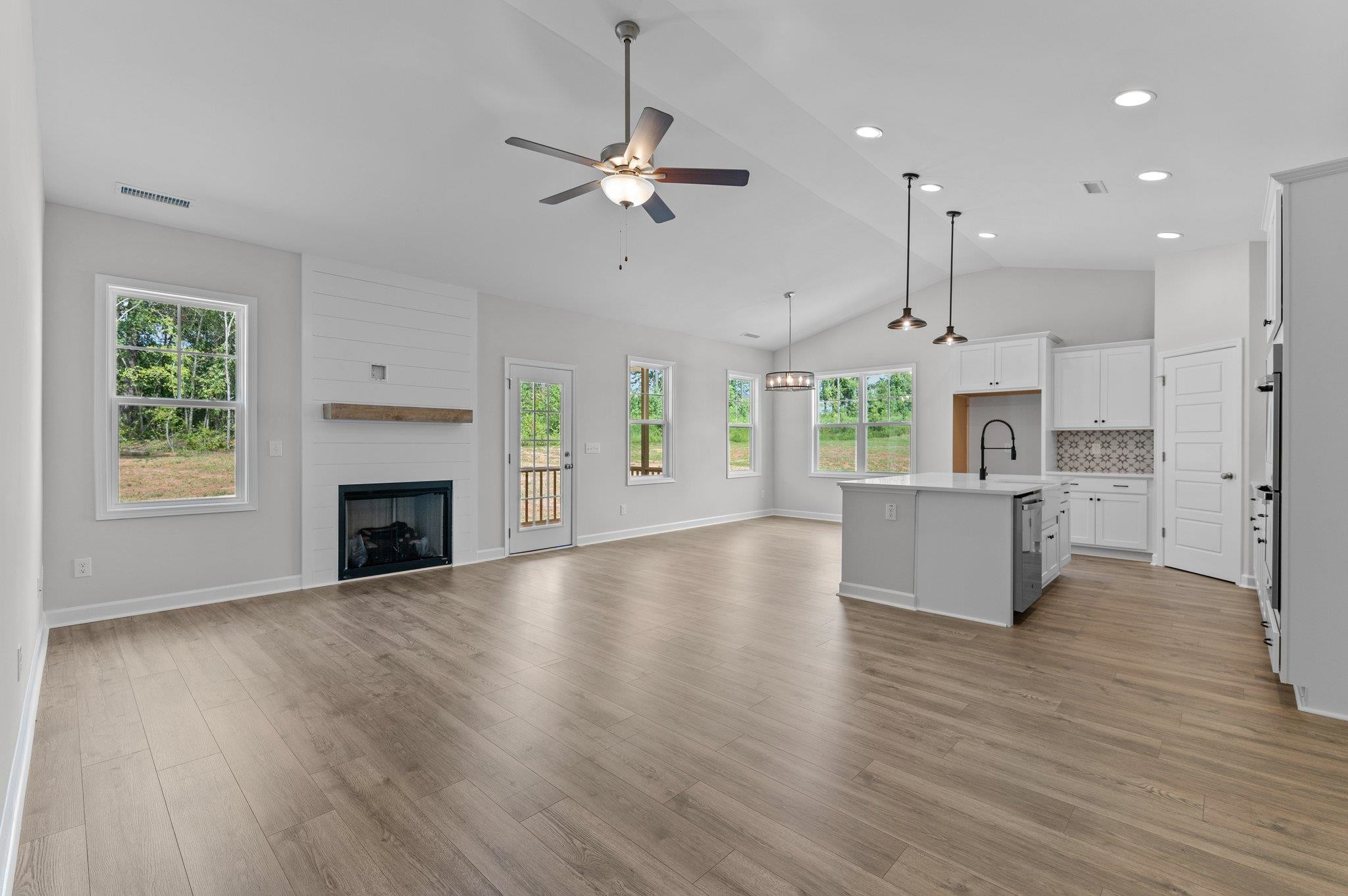 172 Andrews Landing Drive