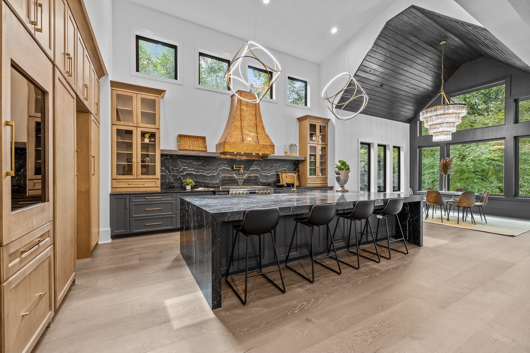 5207 Collingswood Drive