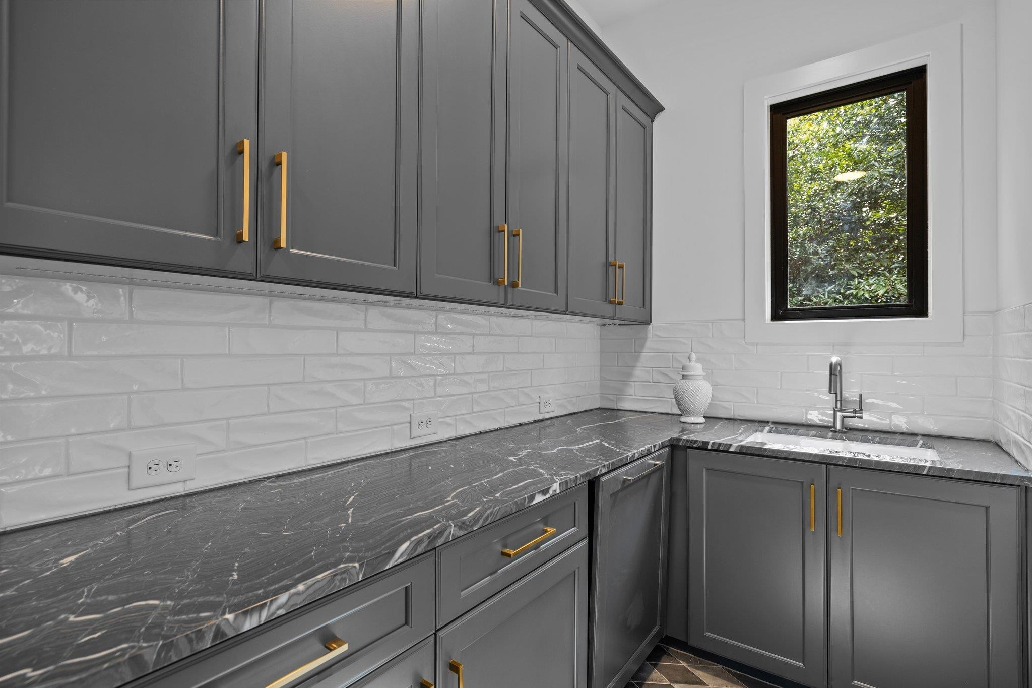 5207 Collingswood Drive