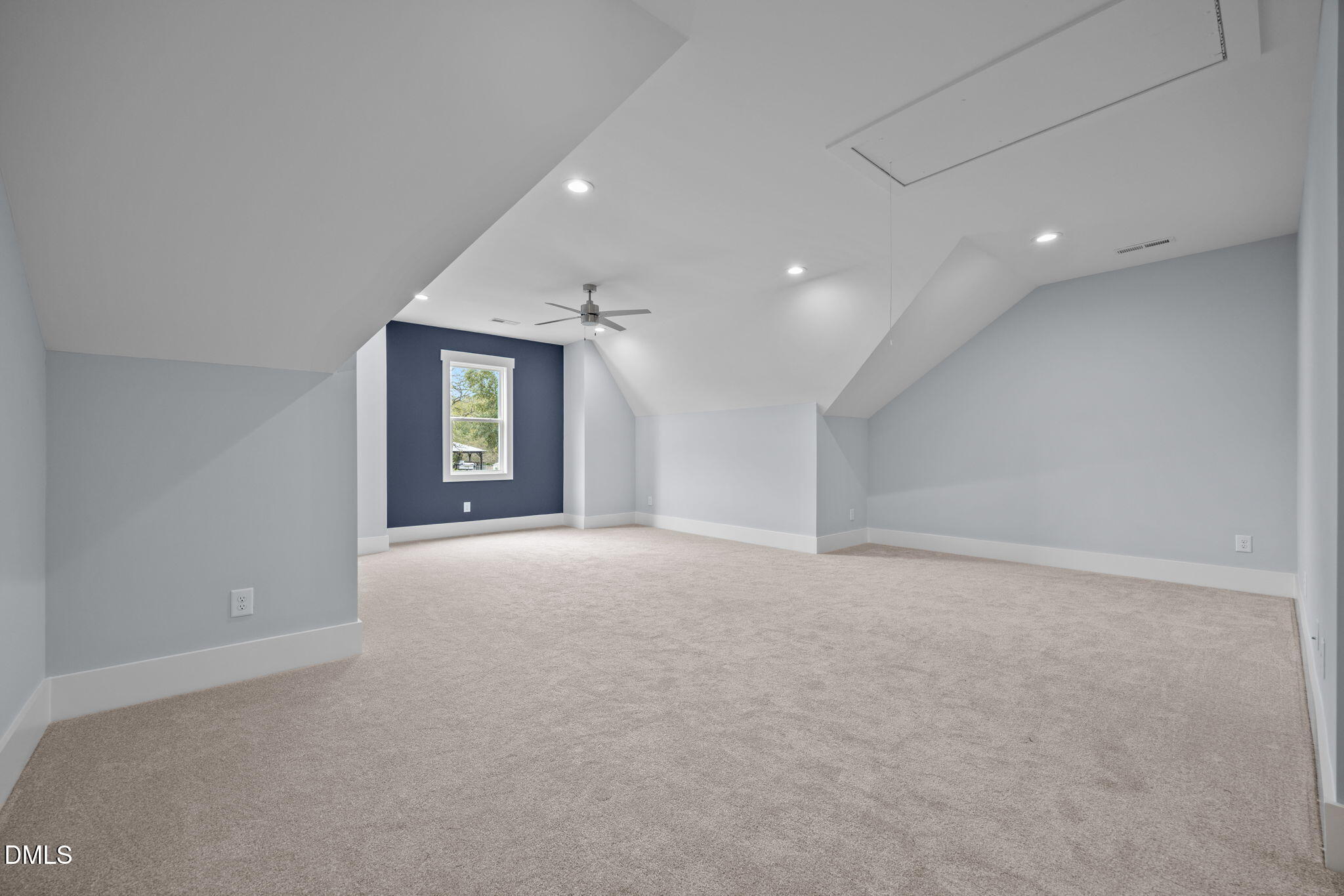 10 Carnation Road