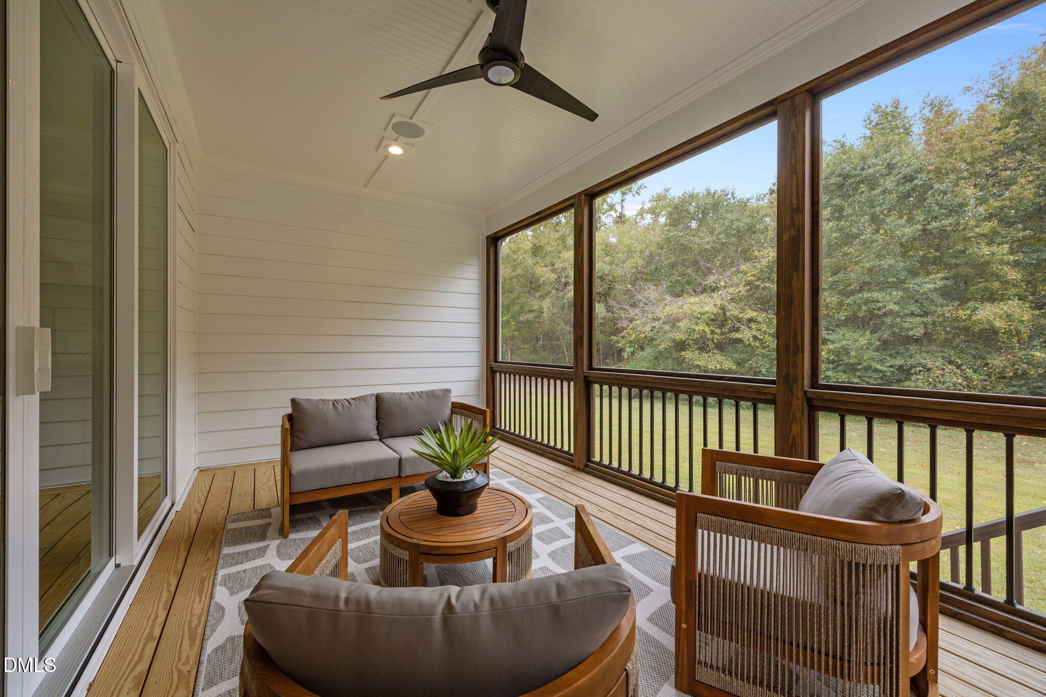 10 Carnation Road