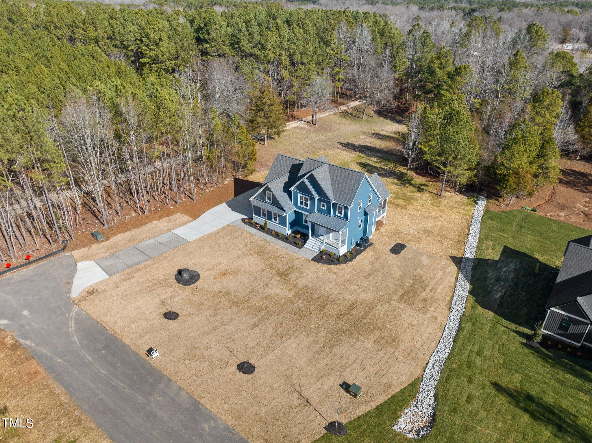 60 Woodford Way