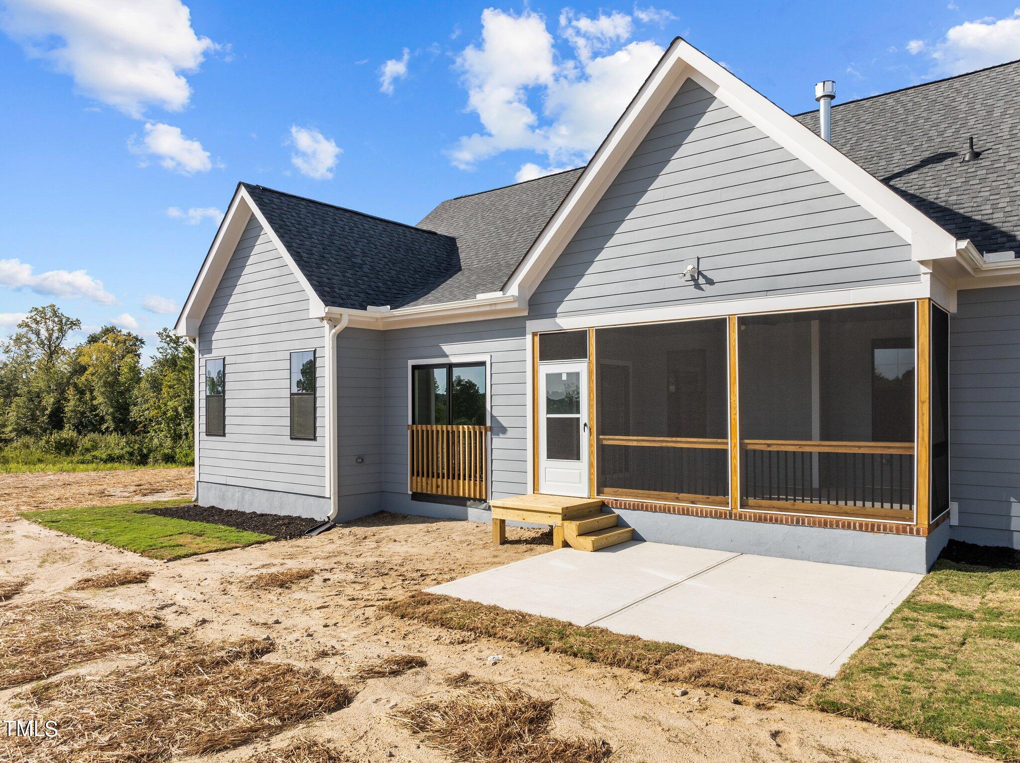 525 Lane Store Road