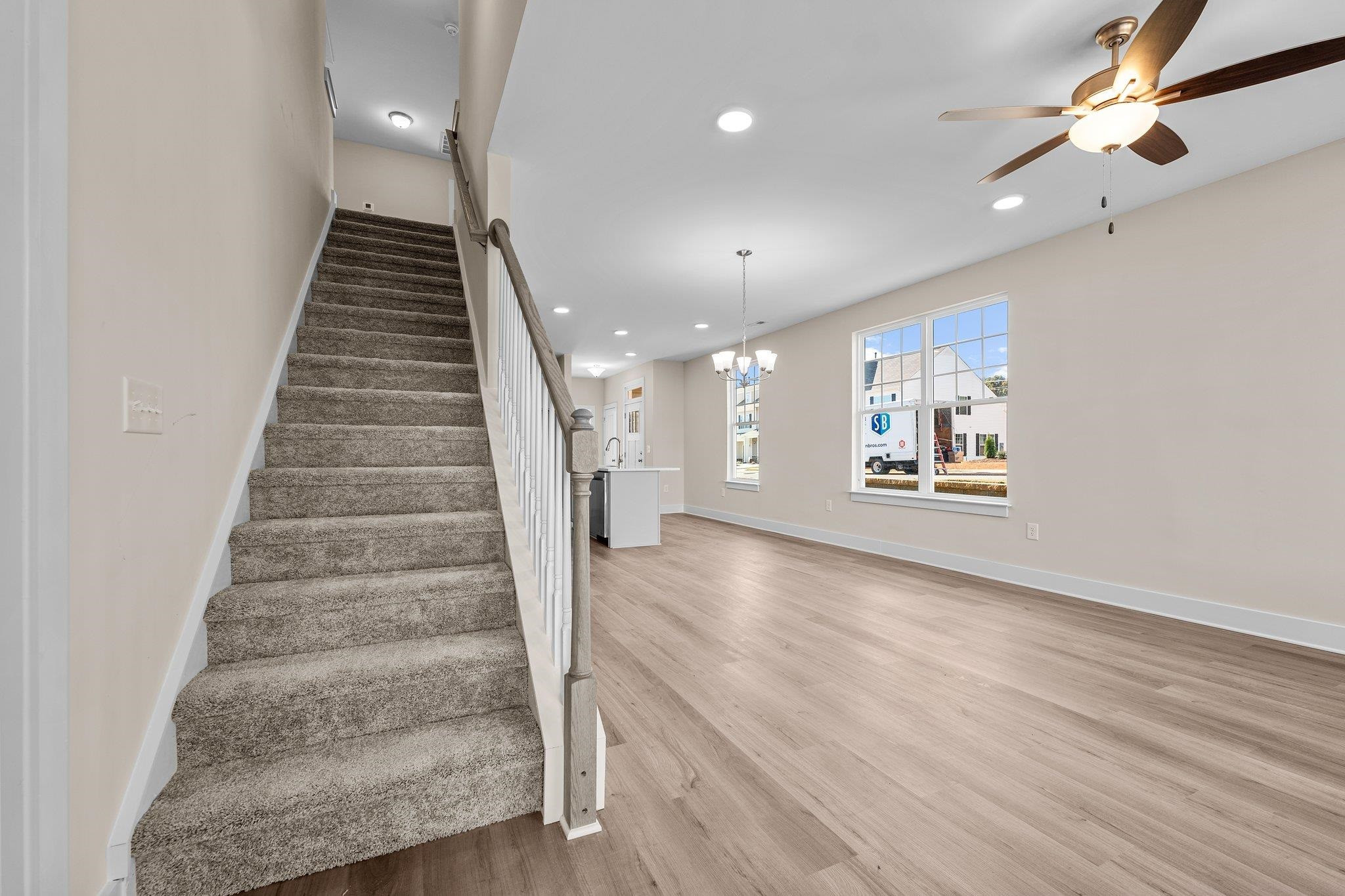 901 Hillman Lane