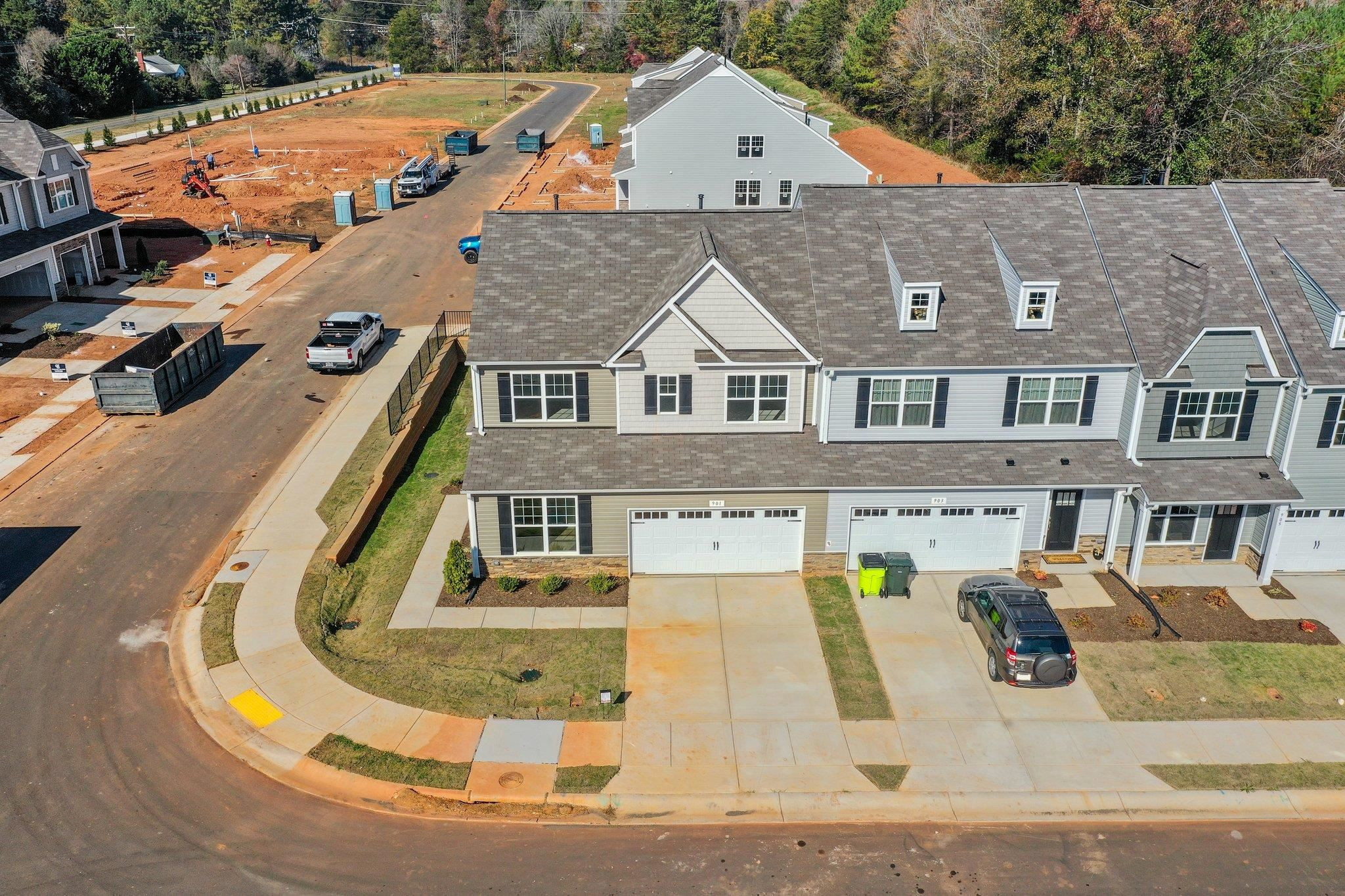 901 Hillman Lane