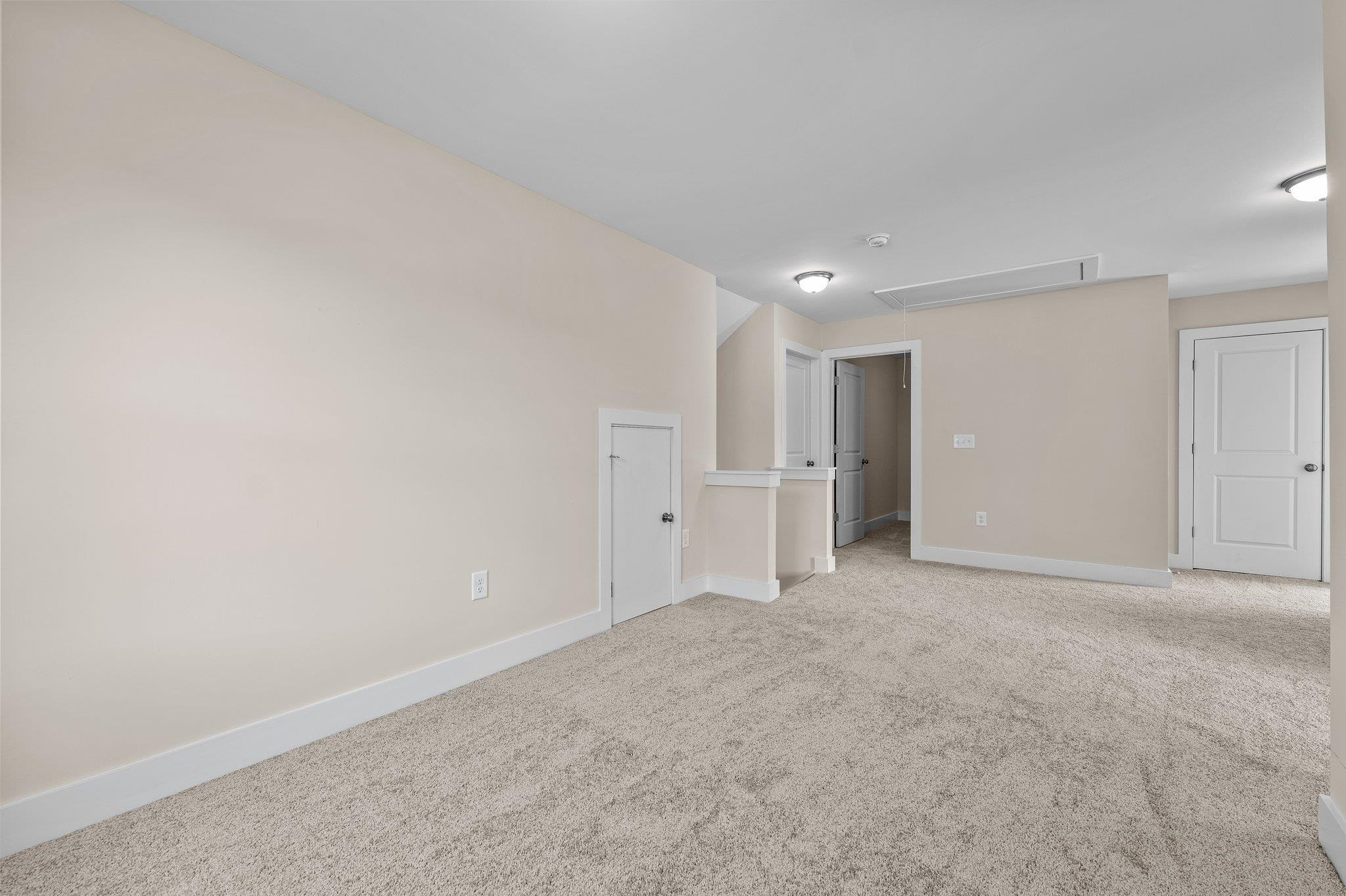 901 Hillman Lane