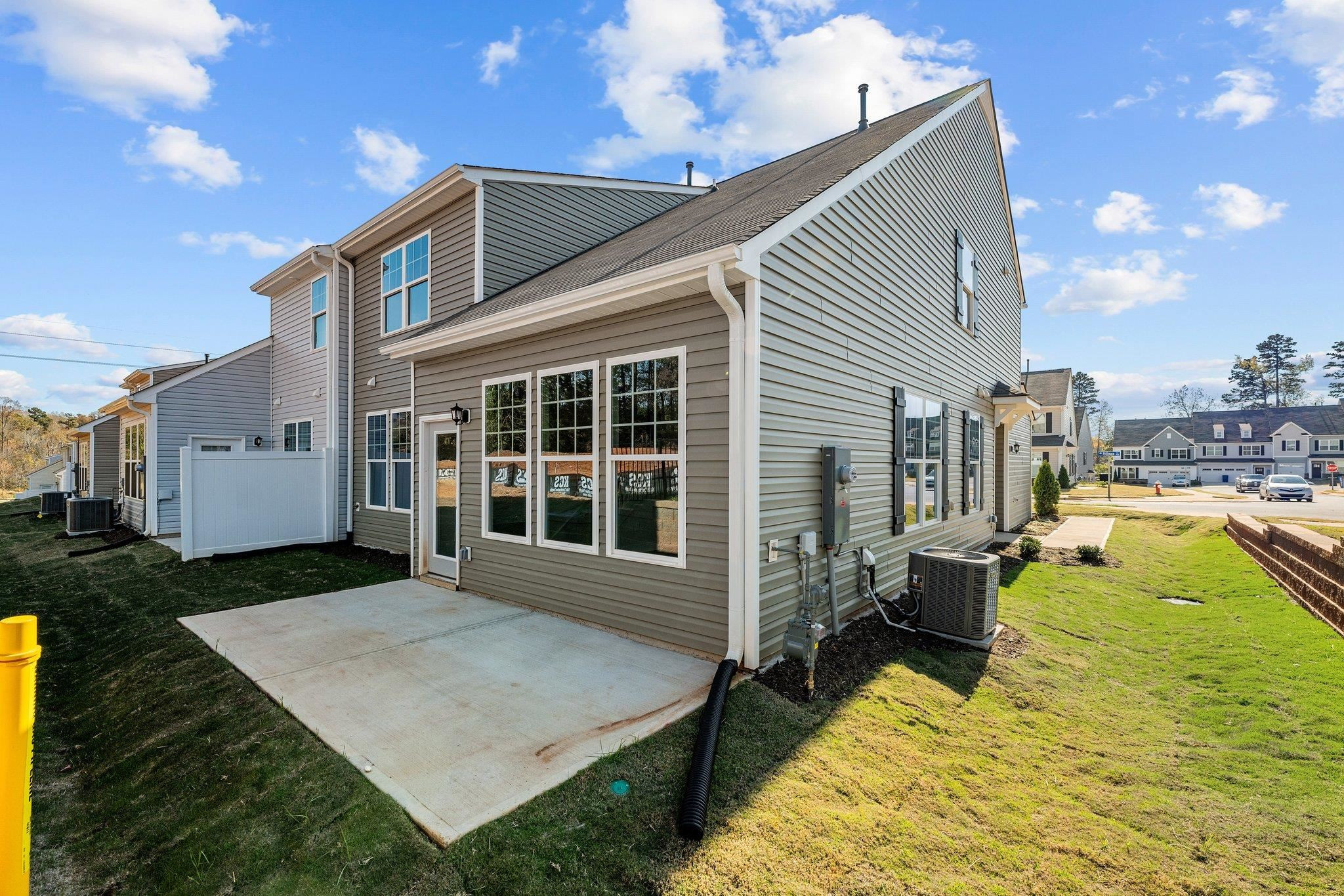 901 Hillman Lane