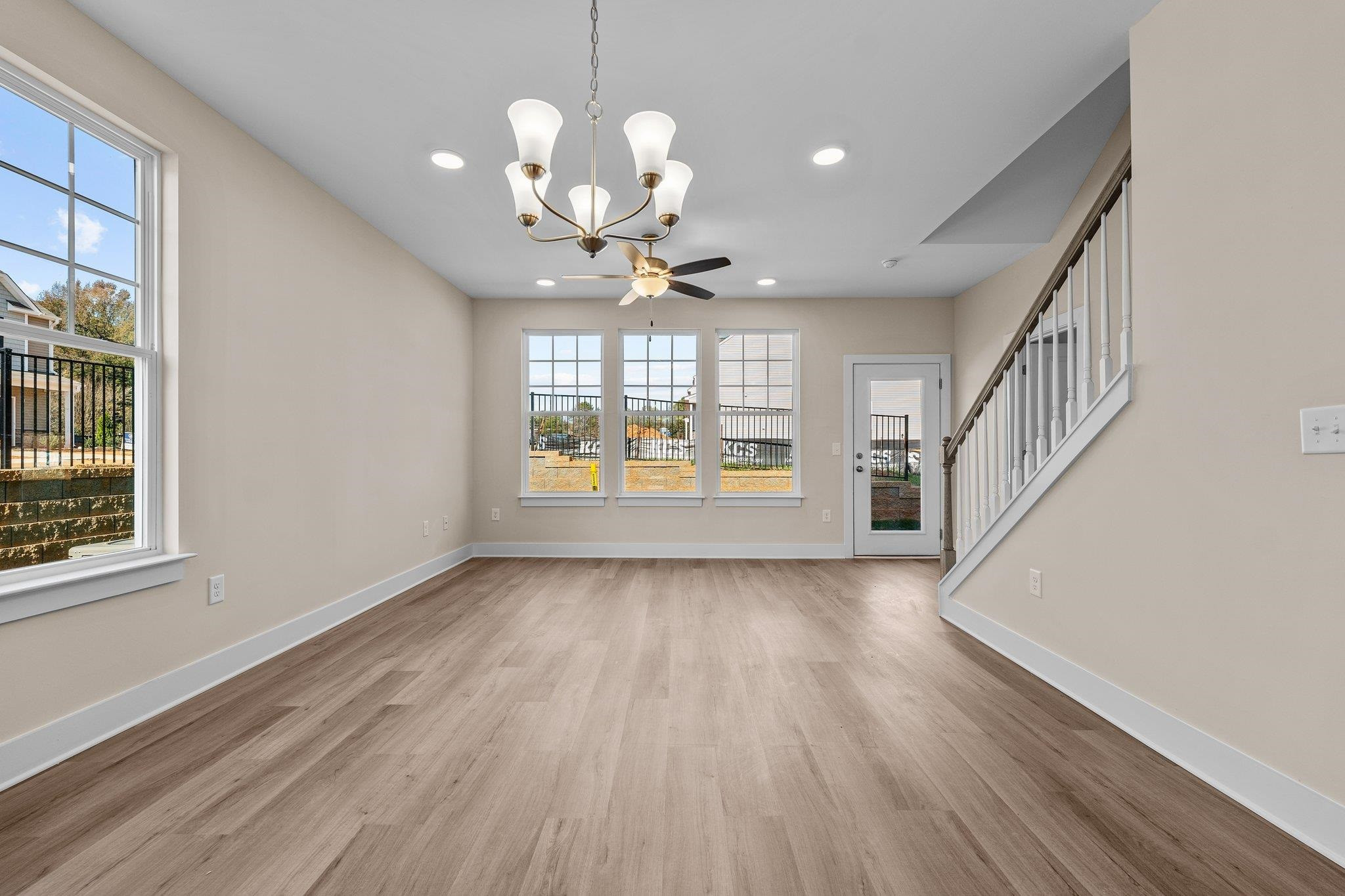 901 Hillman Lane