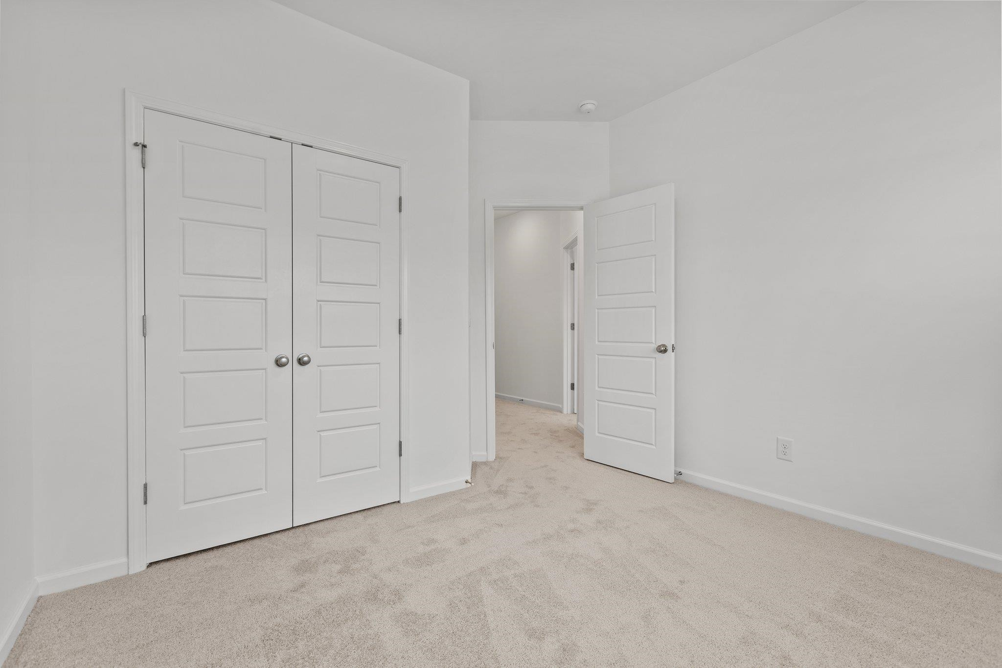 48 Curren Drive