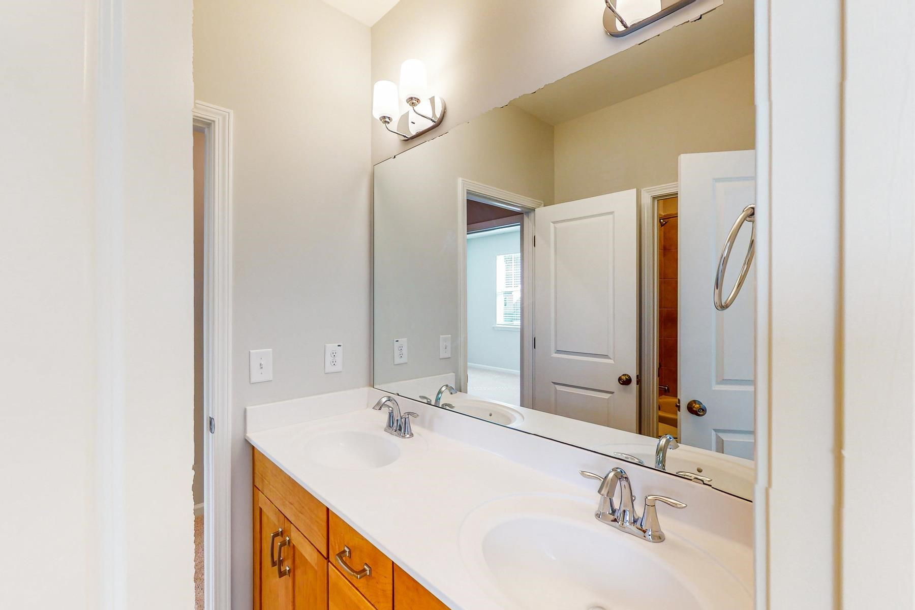 2411 Greshford Lane