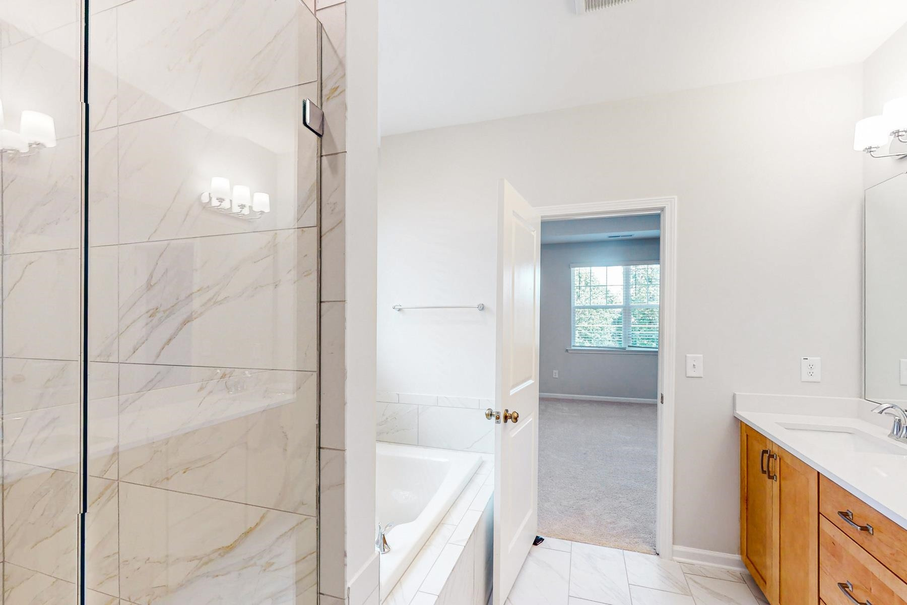 2411 Greshford Lane