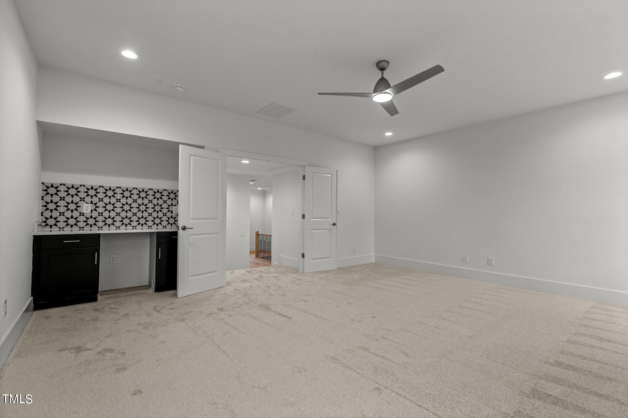 3900 Laurel Creek Lane