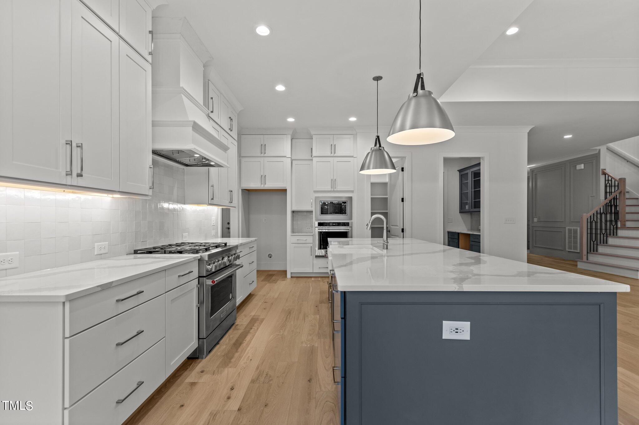 3900 Laurel Creek Lane