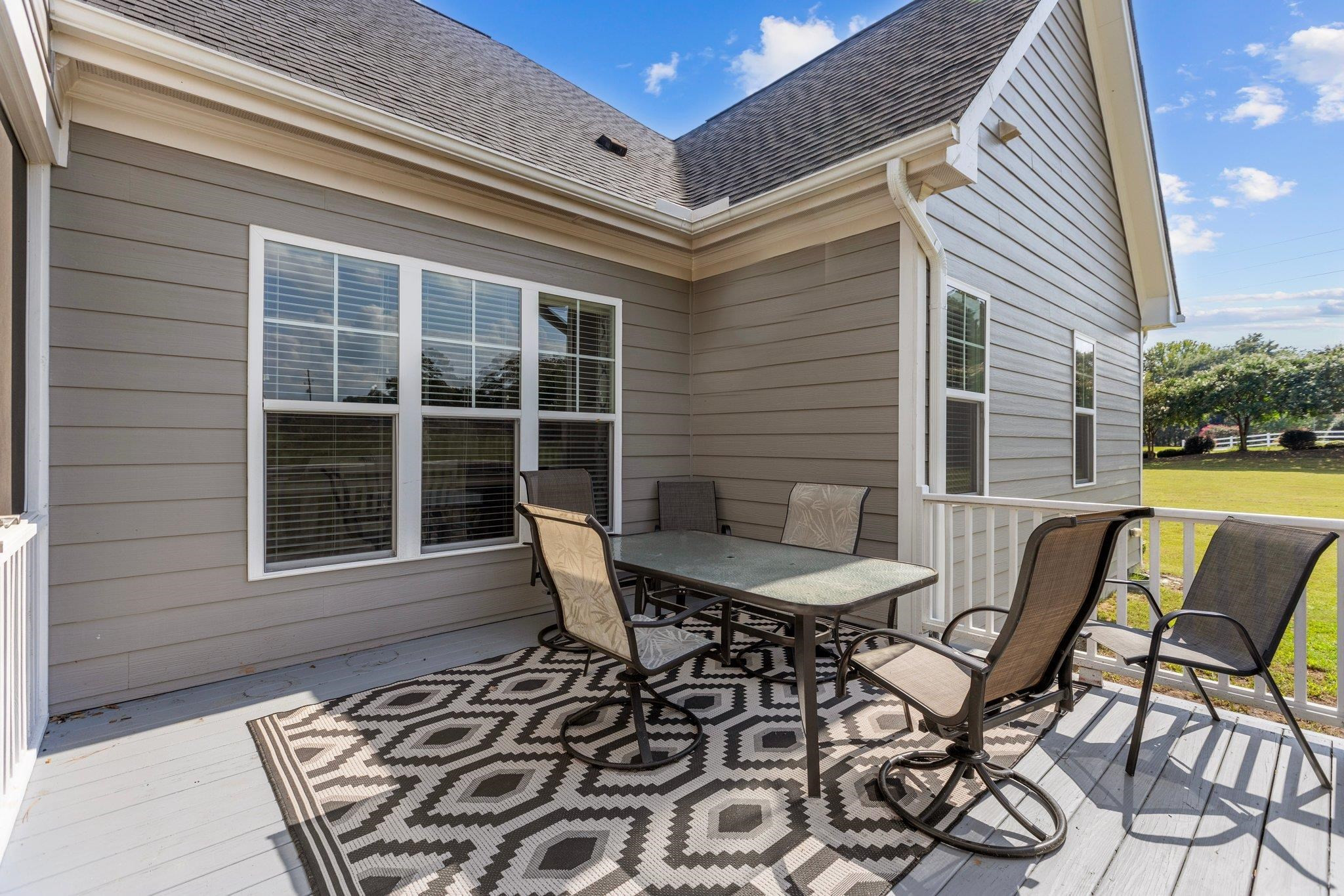 1305 Hoke Landing Lane