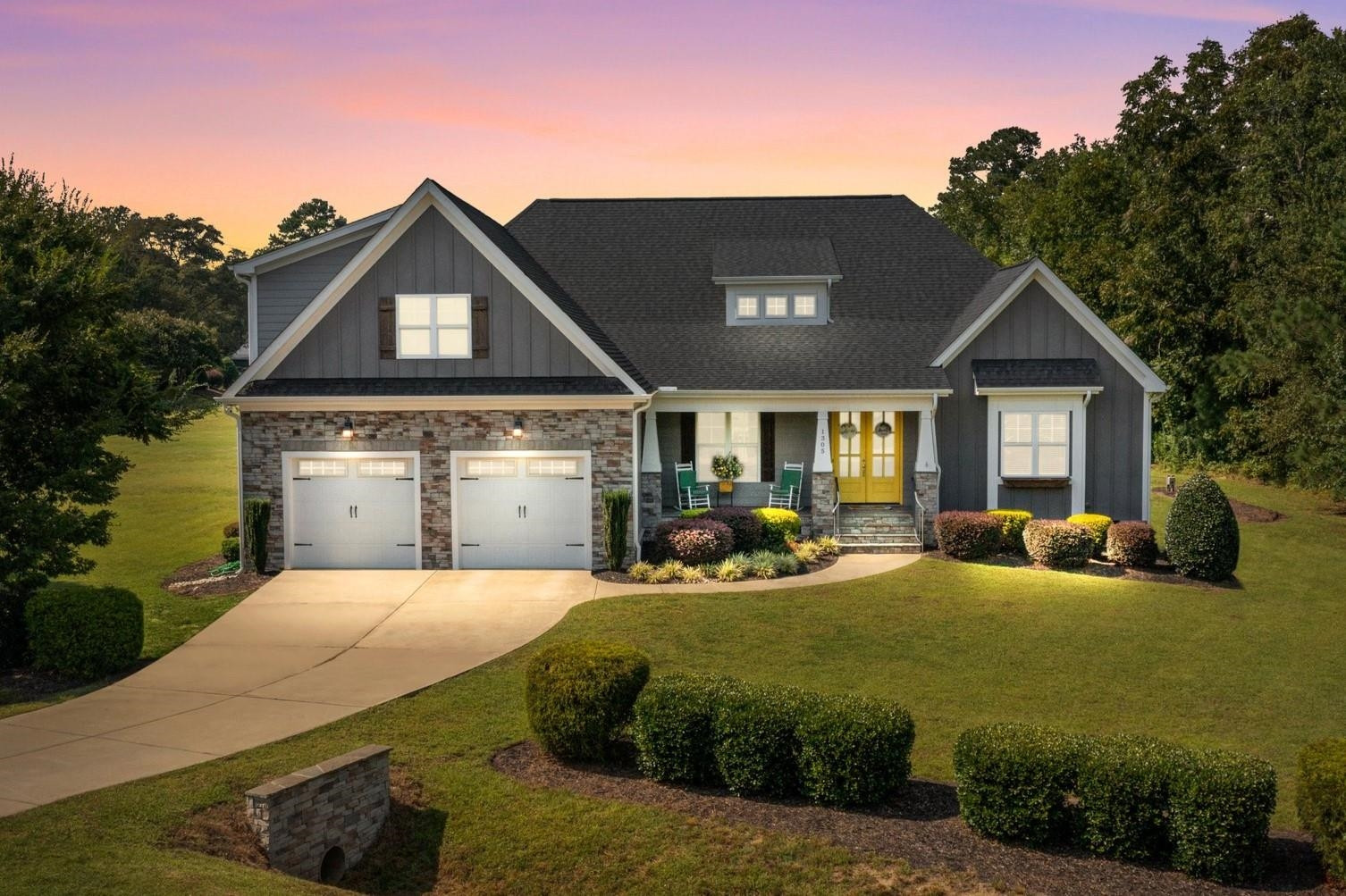 1305 Hoke Landing Lane