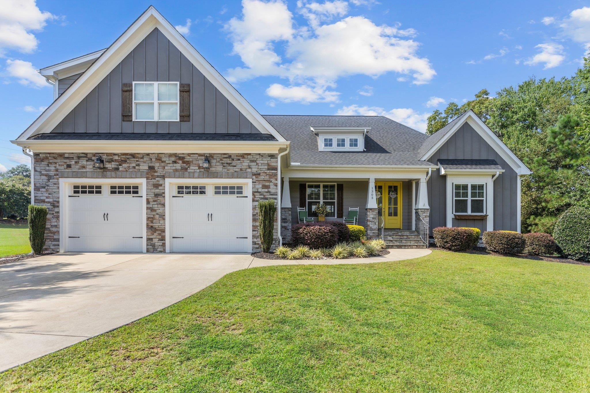 1305 Hoke Landing Lane
