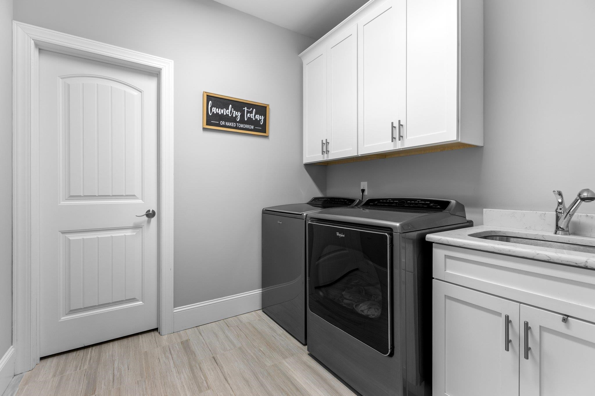 1305 Hoke Landing Lane