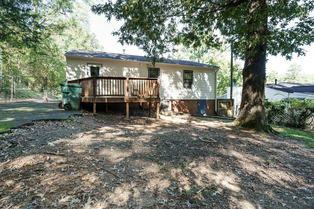 1714 Robinhood Road