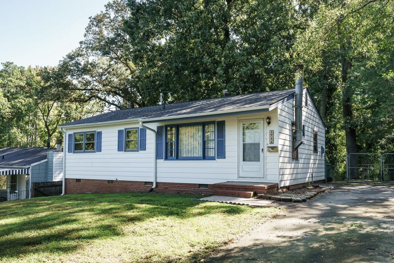1714 Robinhood Road