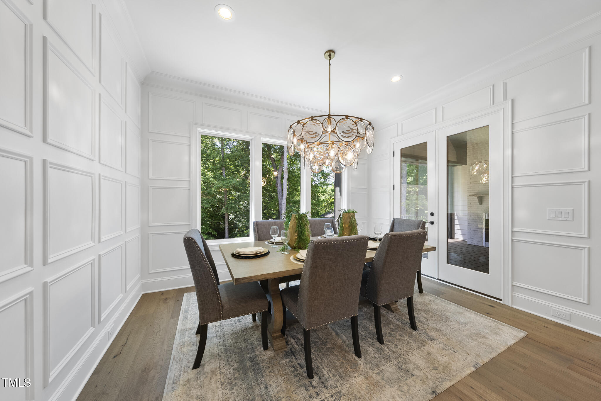 5307 Dixon Drive