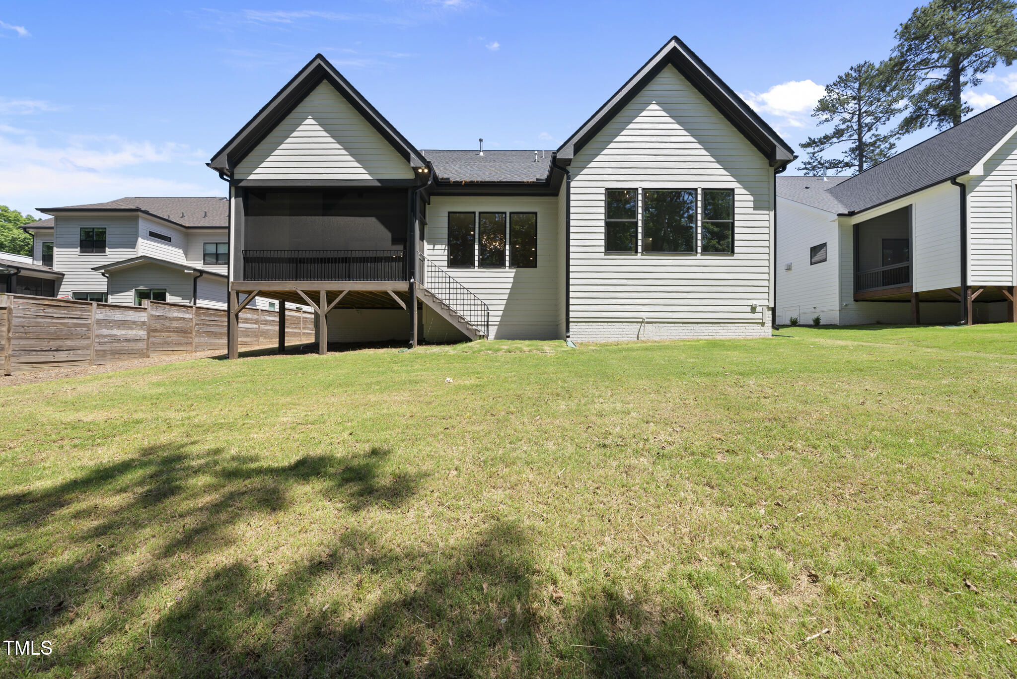 5307 Dixon Drive