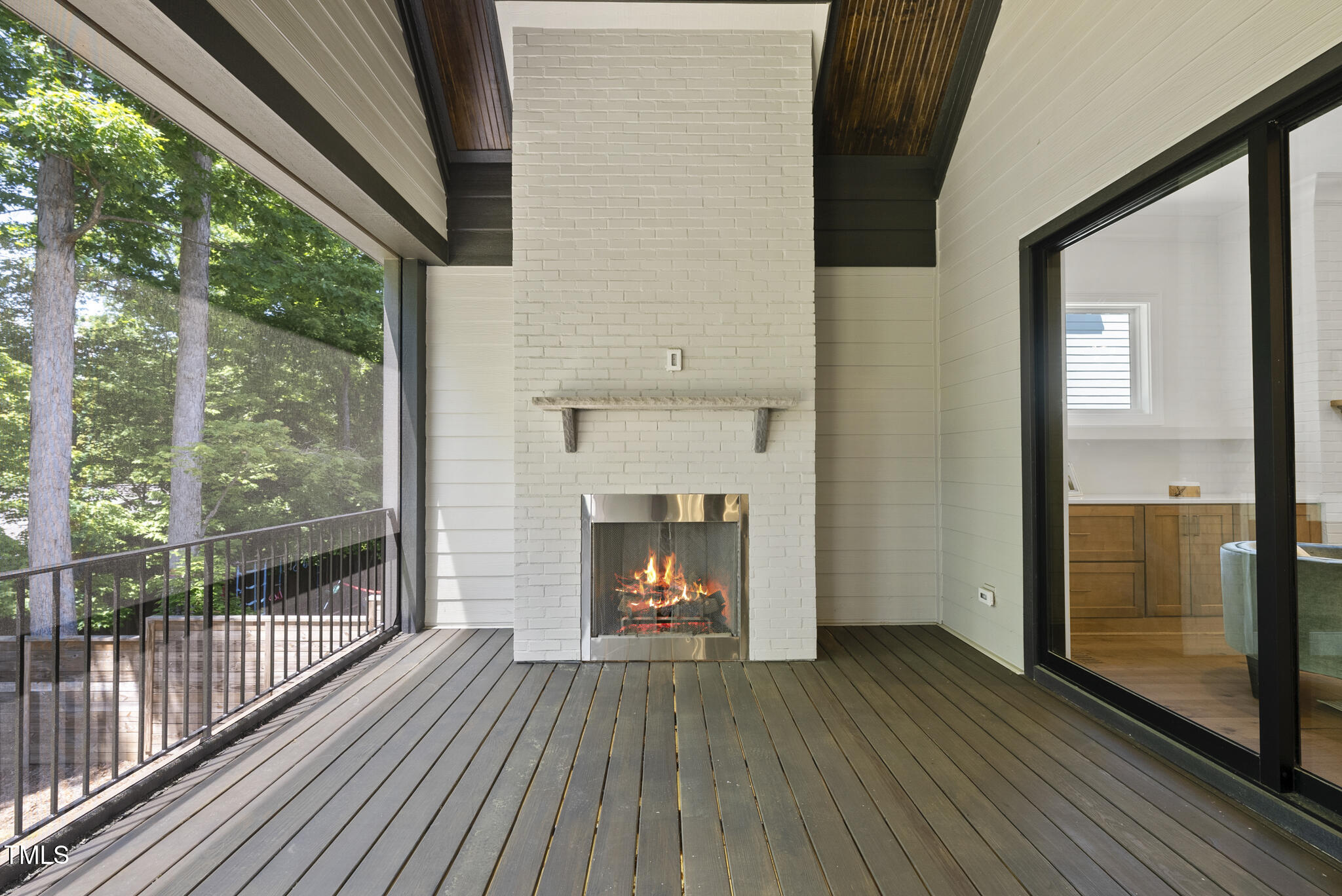 5307 Dixon Drive