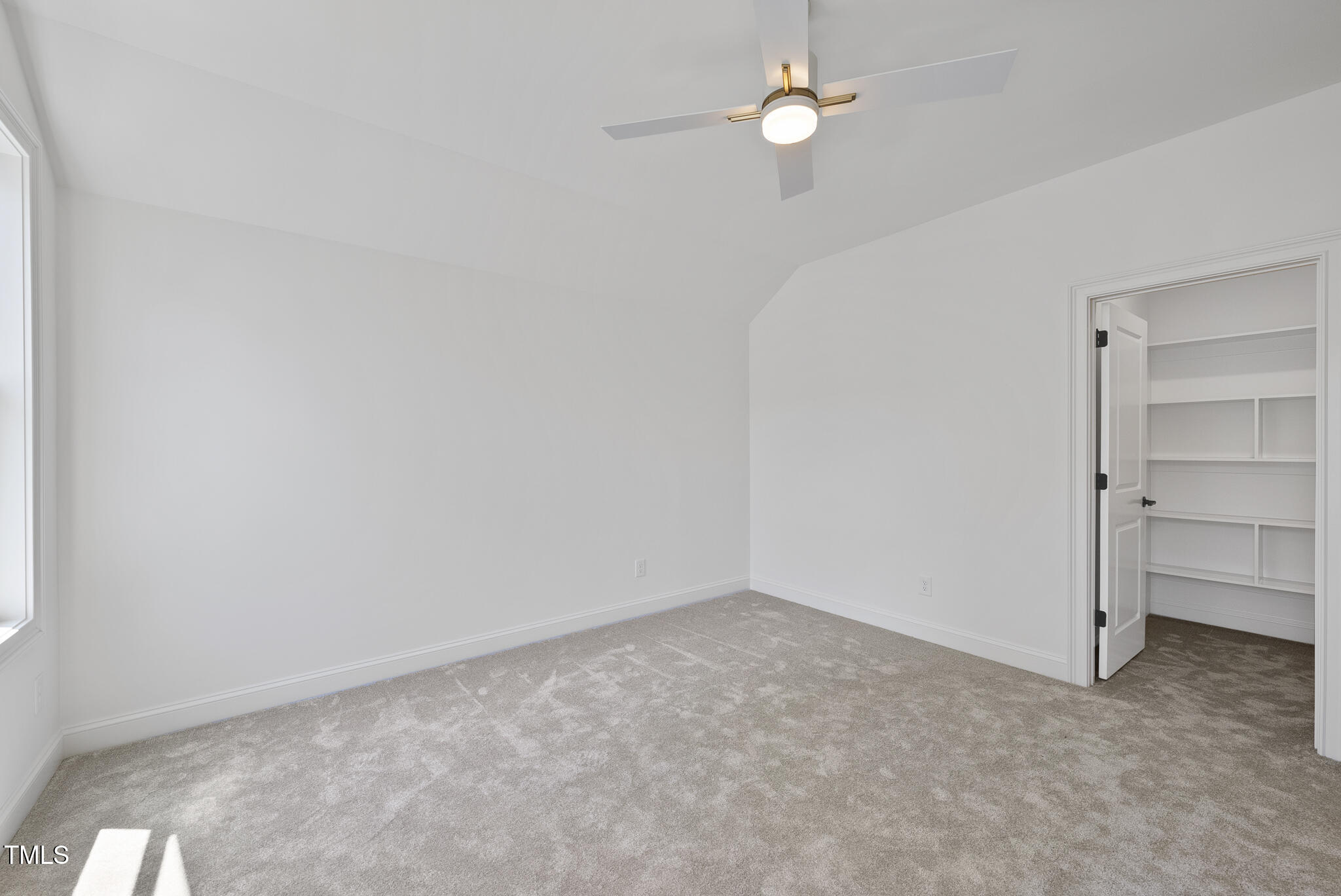 5307 Dixon Drive