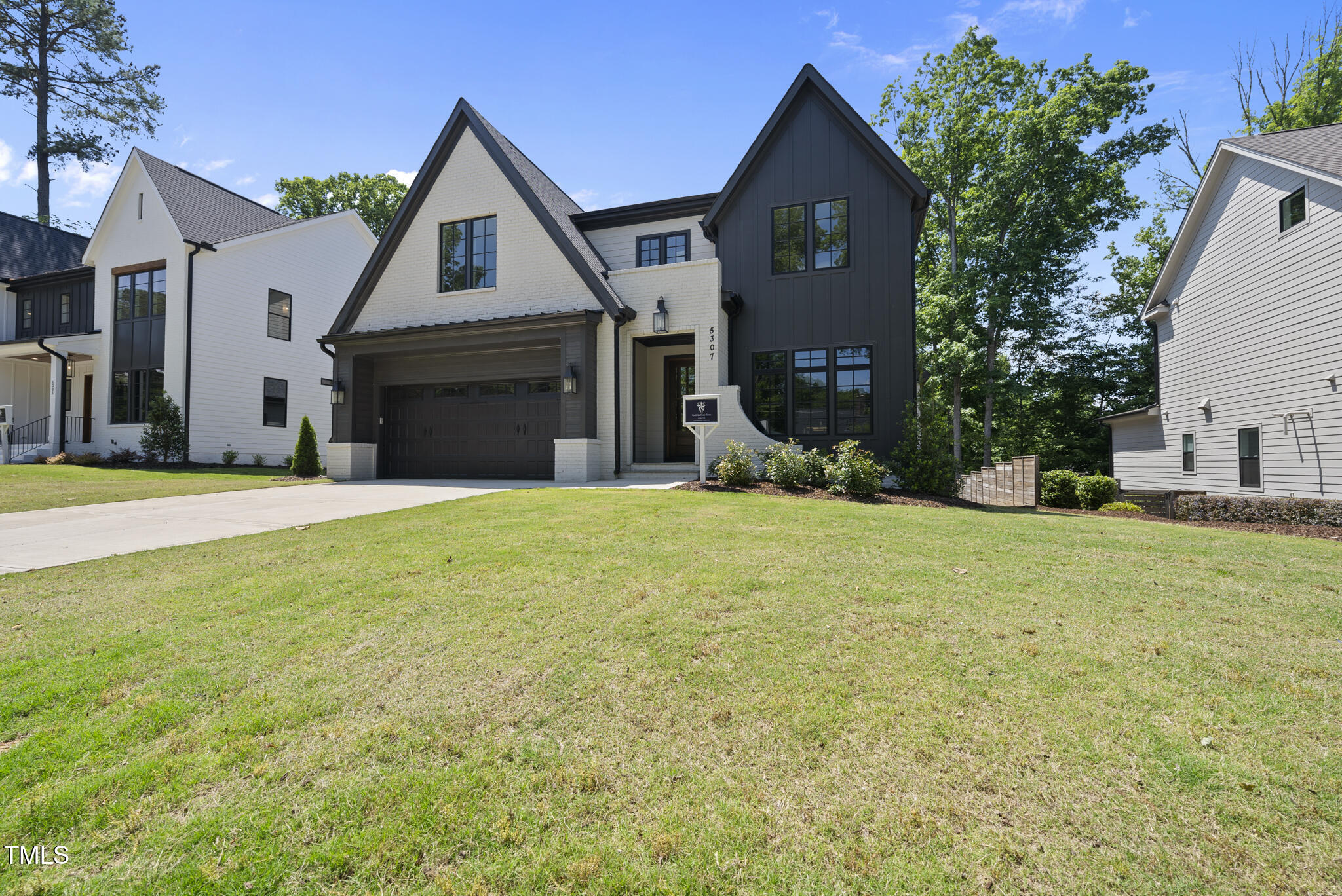 5307 Dixon Drive