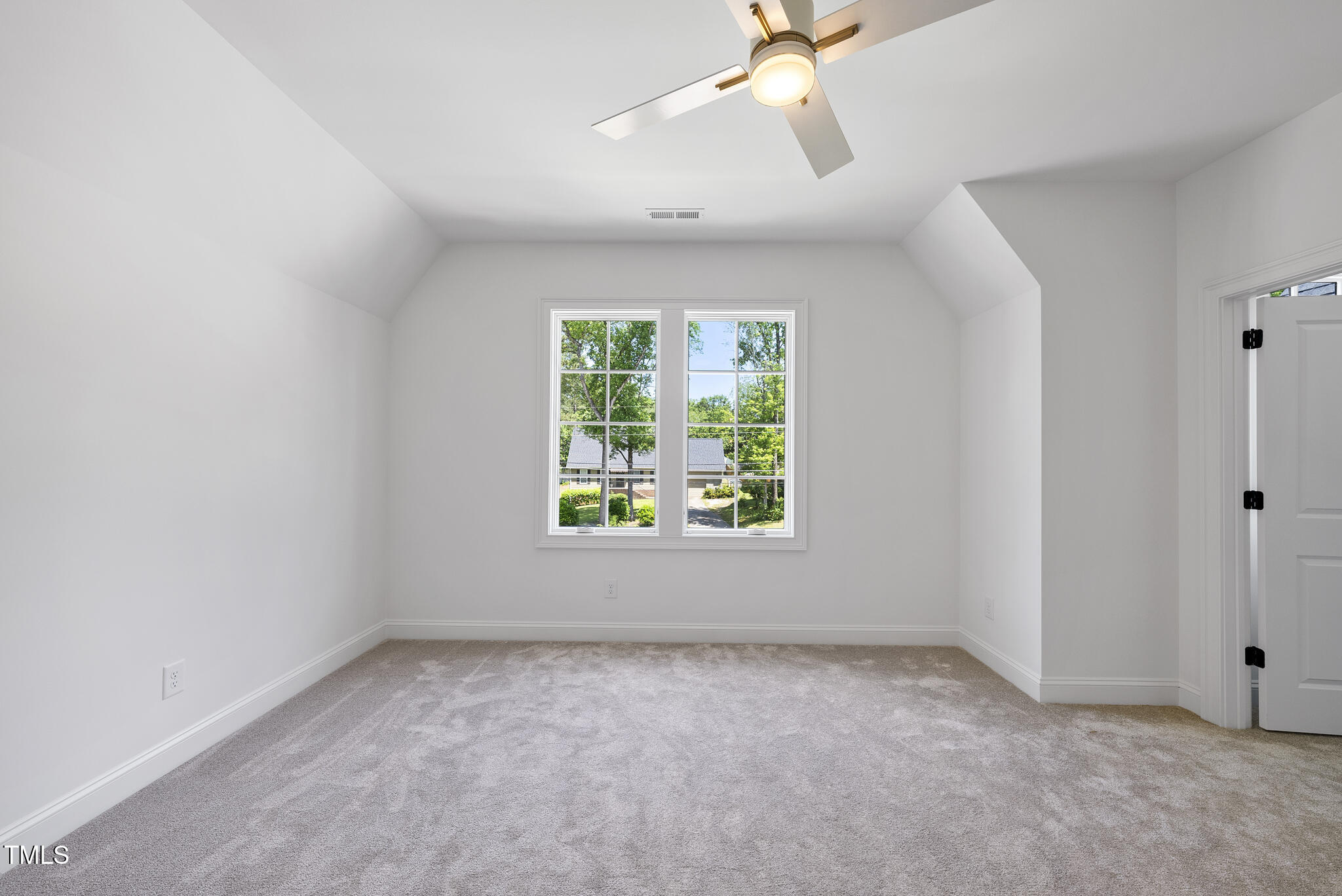 5307 Dixon Drive