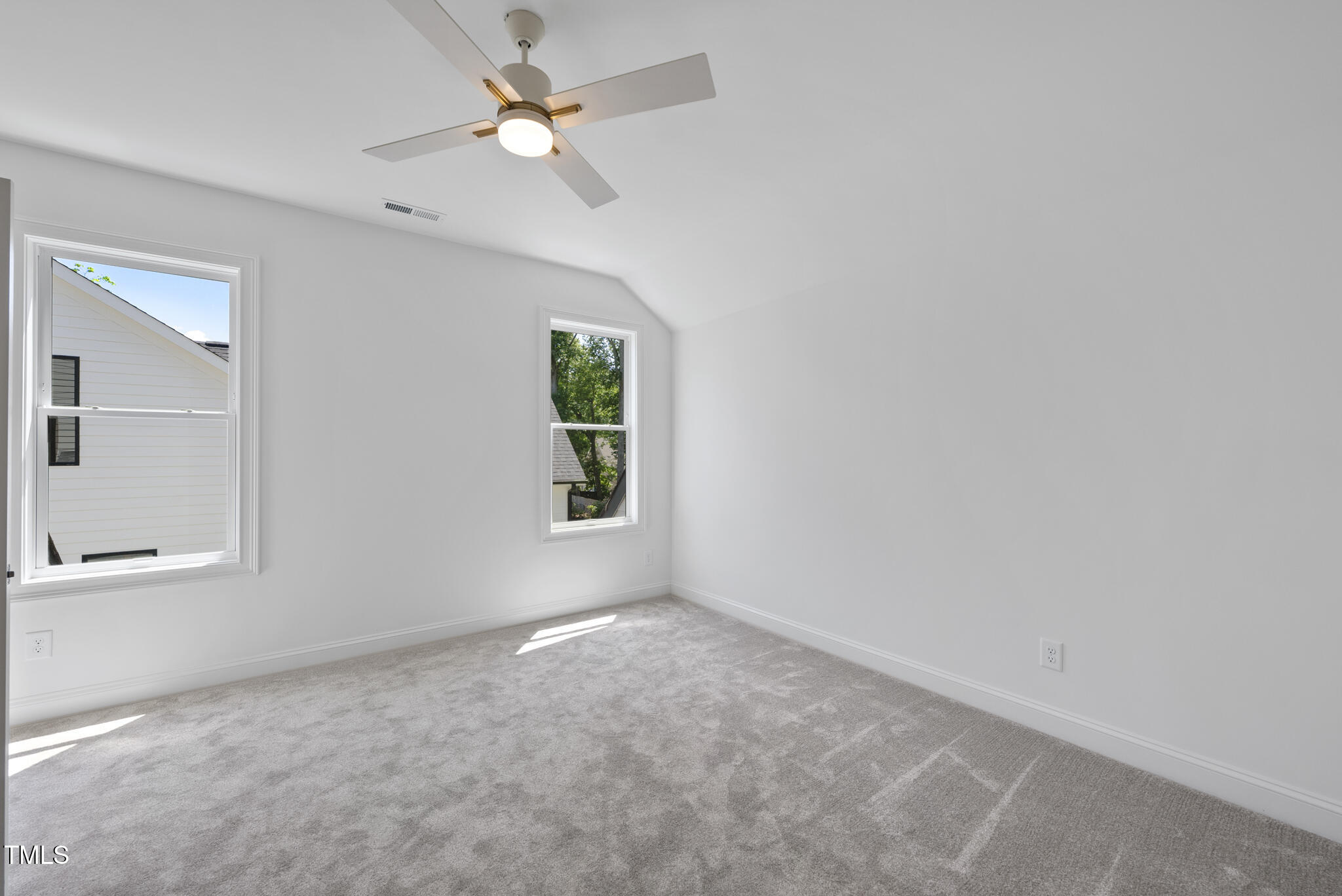 5307 Dixon Drive