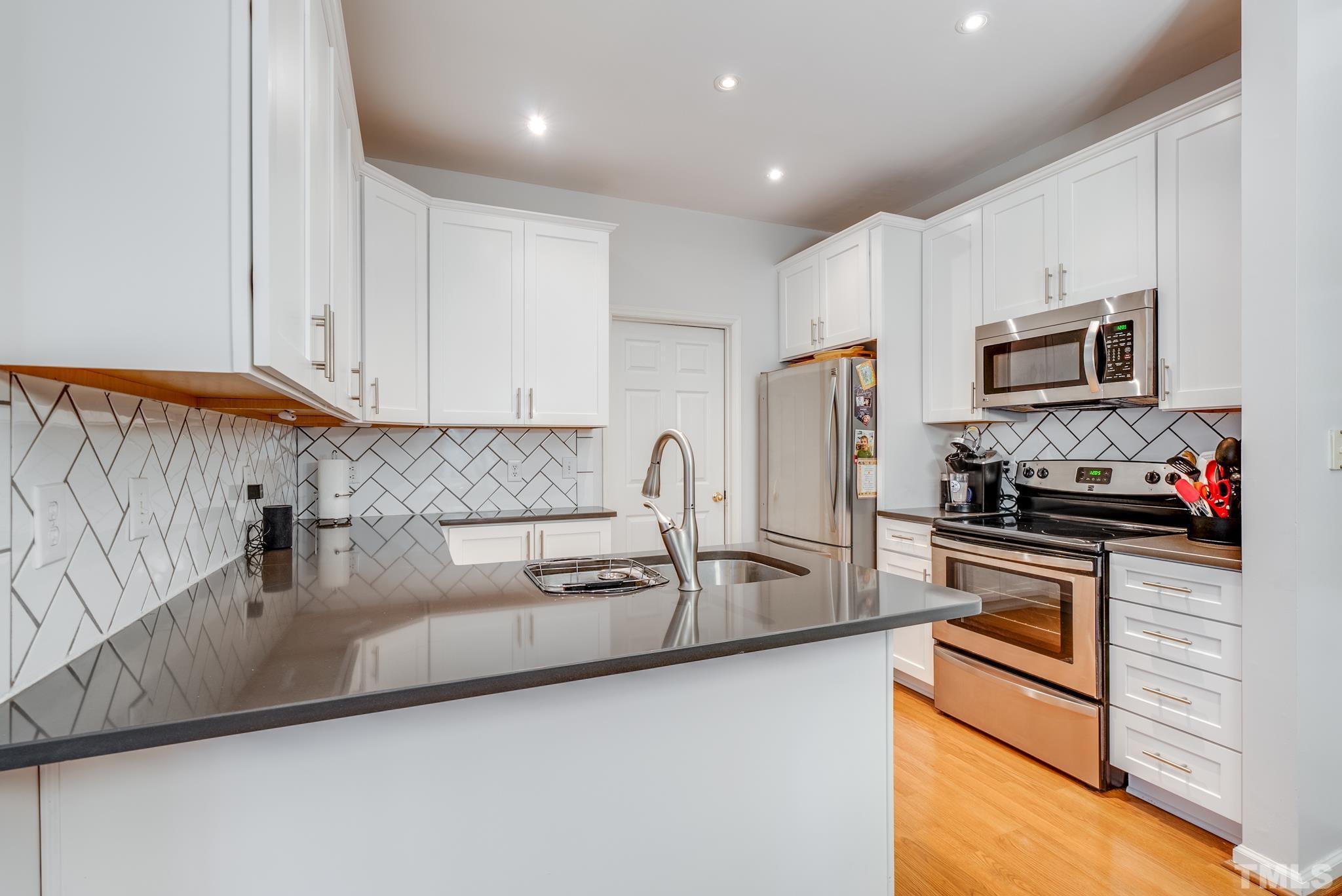 3005 Peckover Court